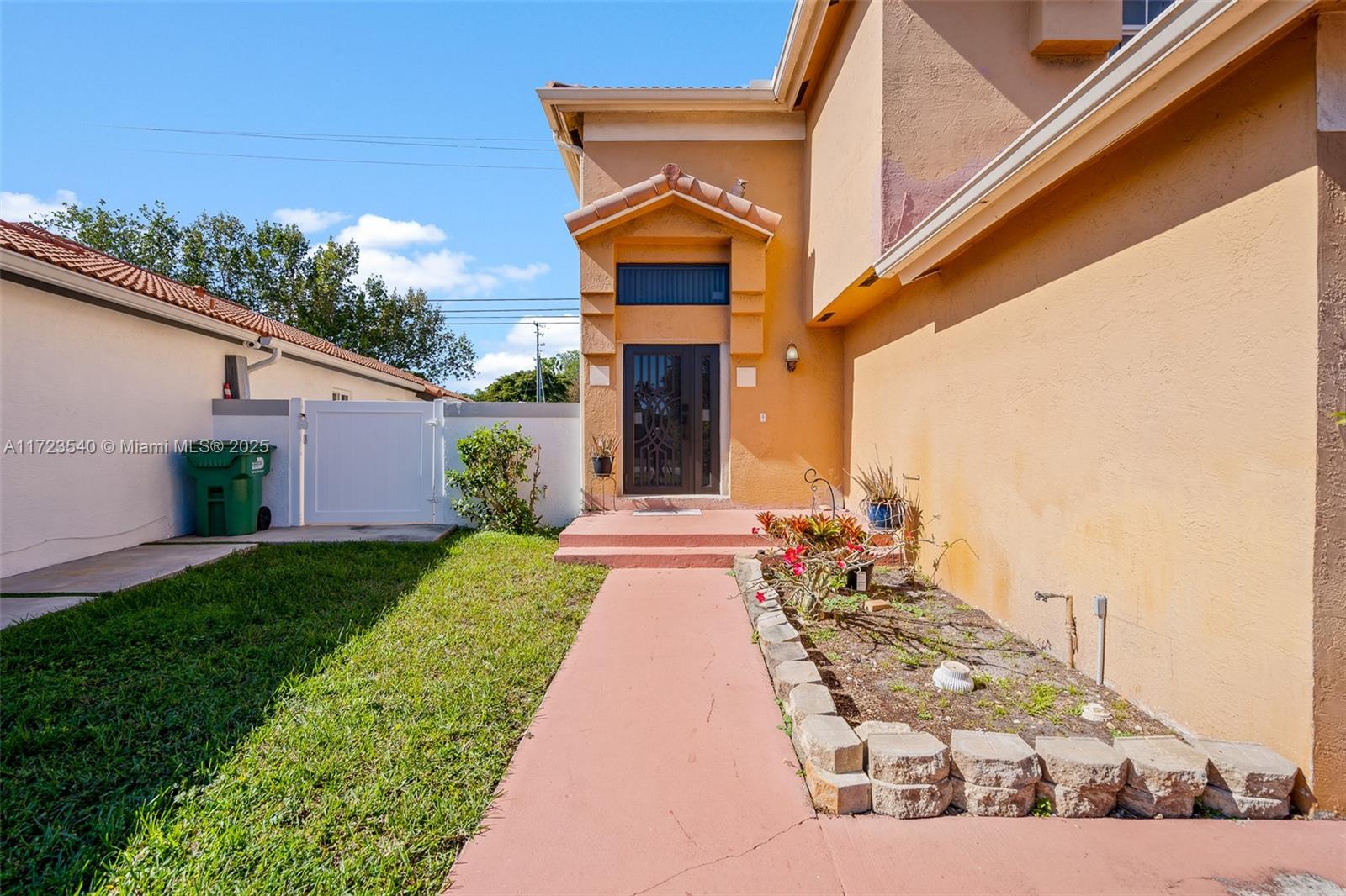 19032 NW 56th Ct