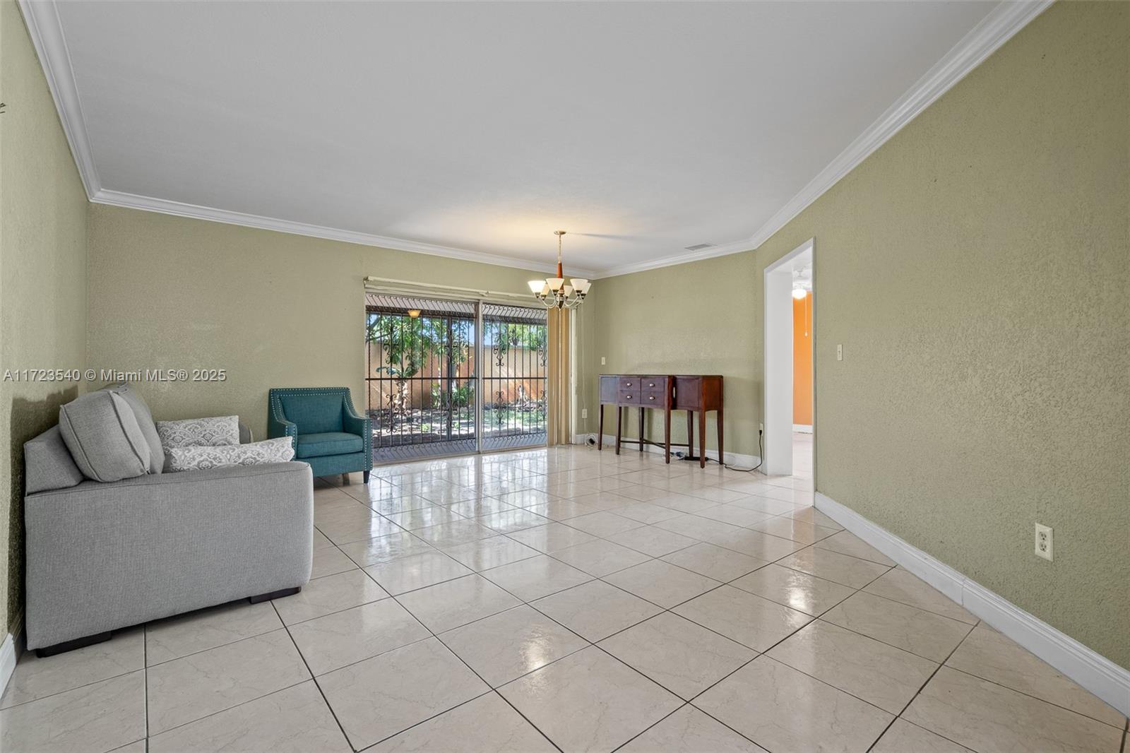 19032 NW 56th Ct