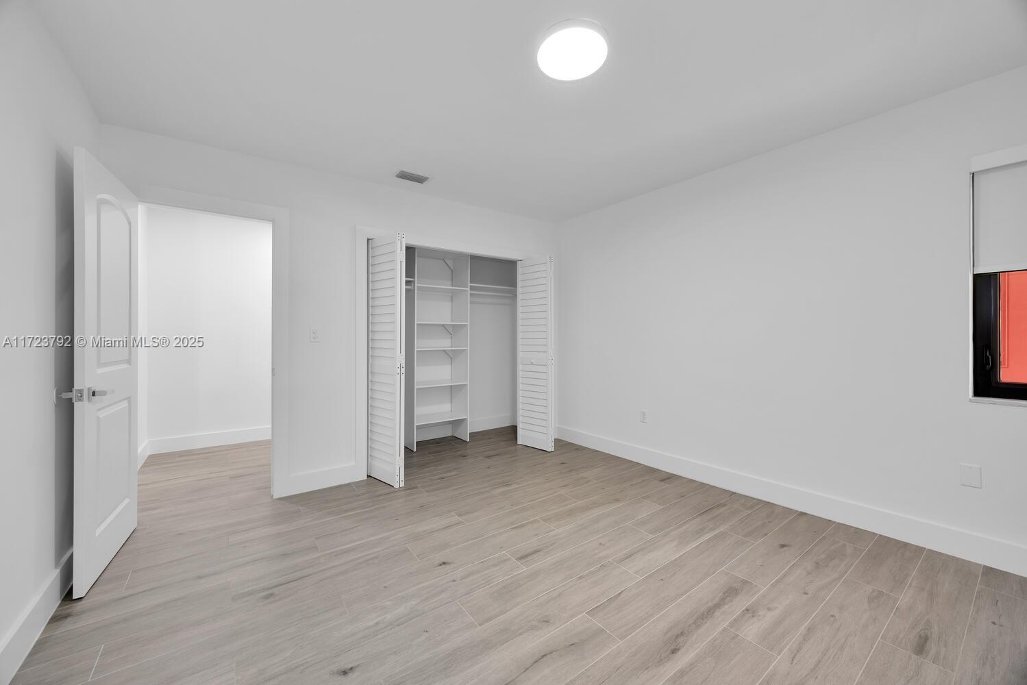 3600 SW 16th St # 3600