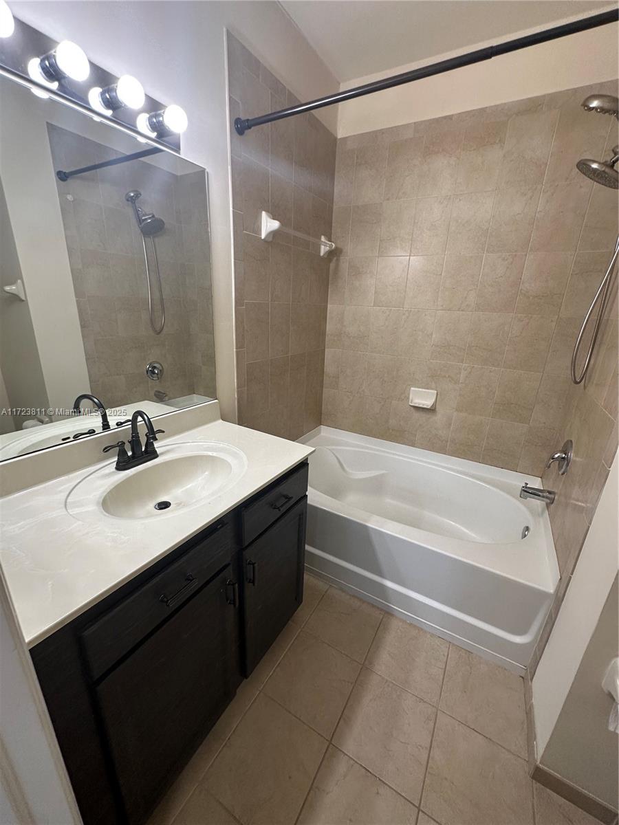 8930 NW 97th Ave # 207