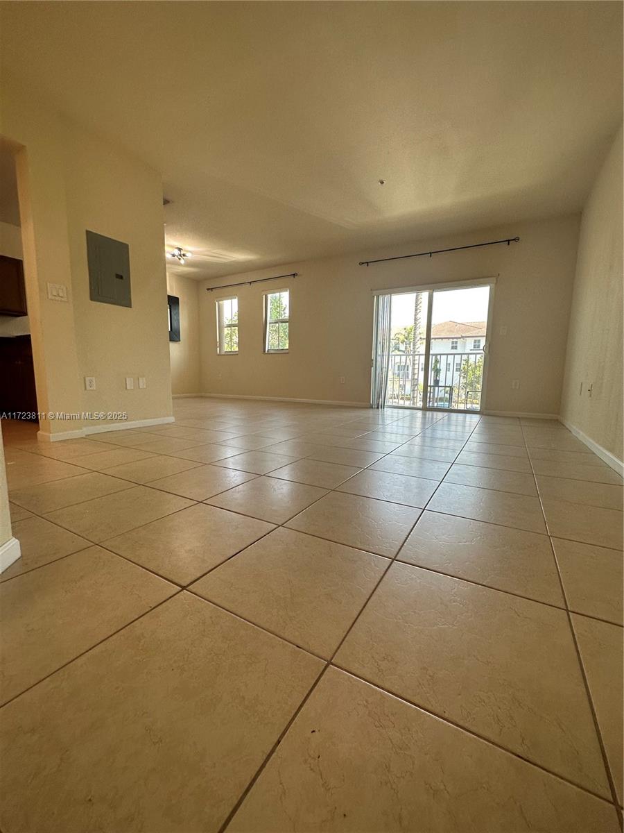 8930 NW 97th Ave # 207
