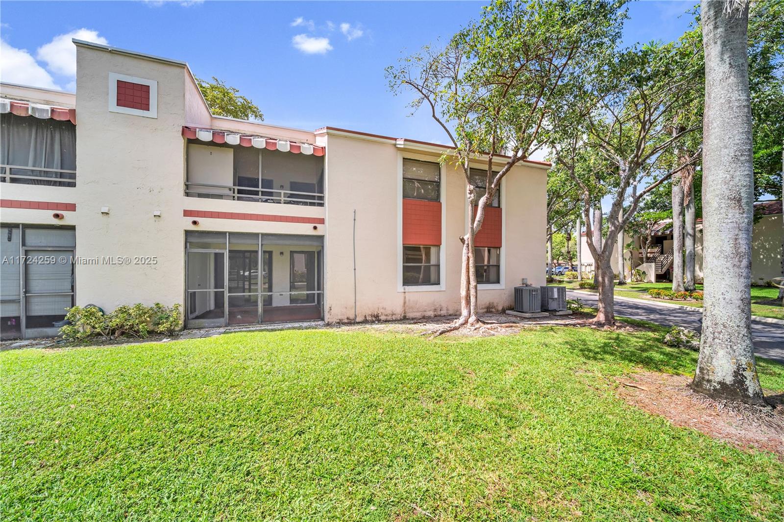 20135 NE 3rd Ct # 1