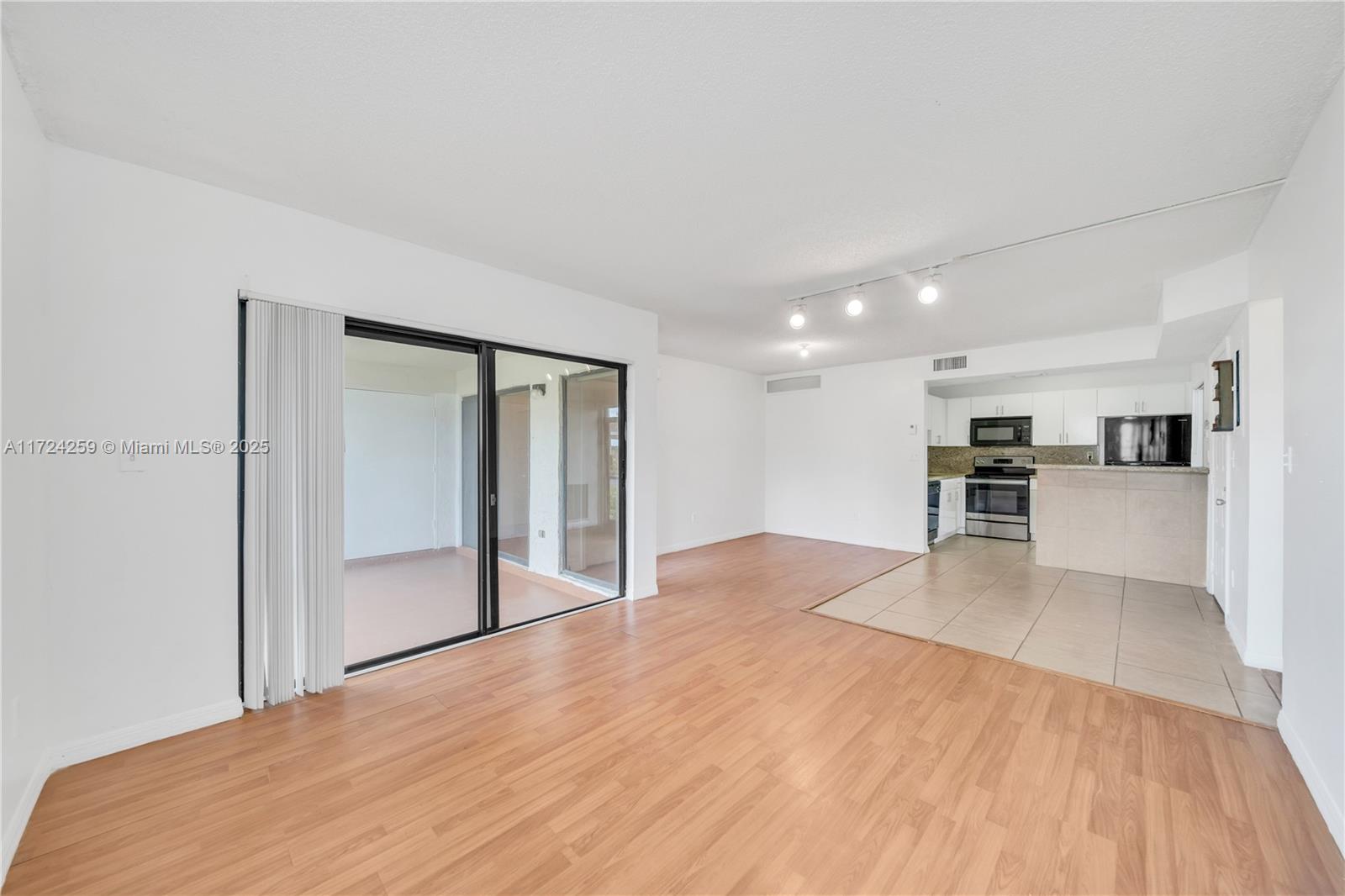 20135 NE 3rd Ct # 1