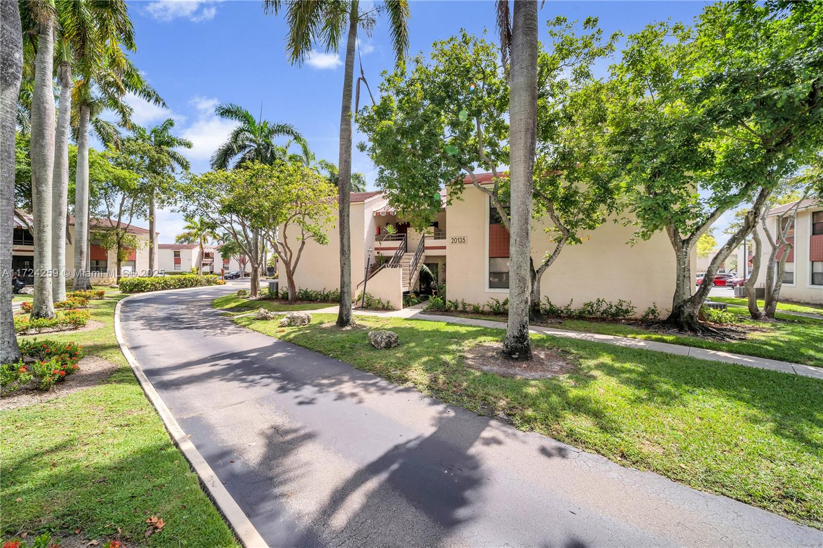 20135 NE 3rd Ct # 1