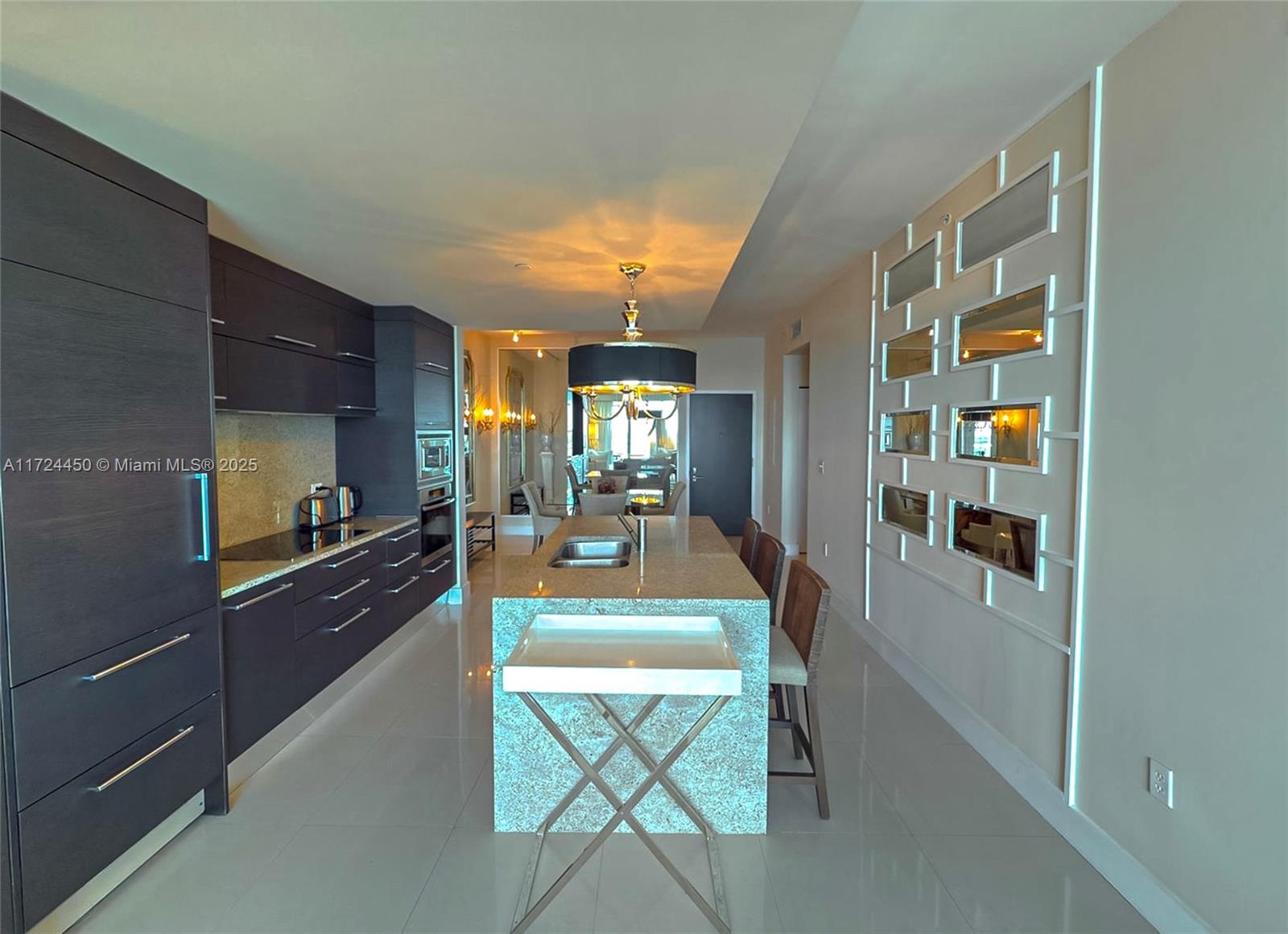 900 Biscayne Blvd # 2707