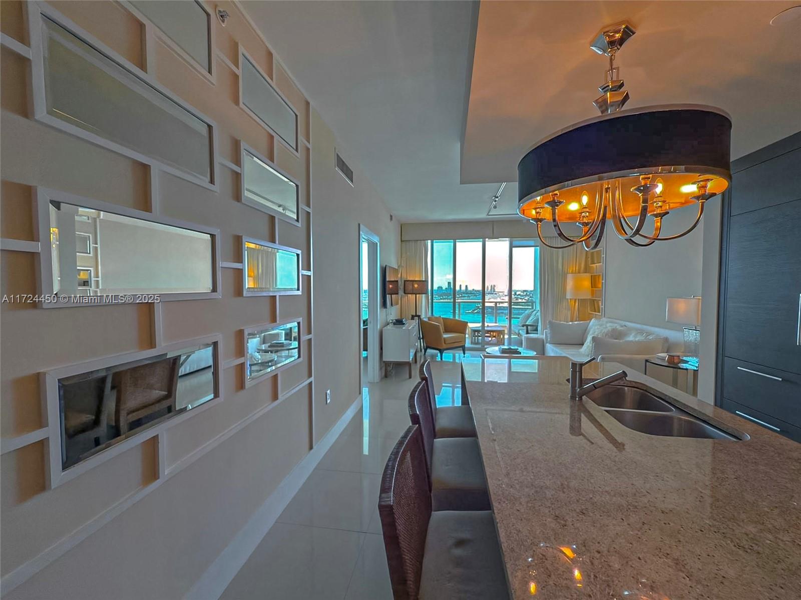 900 Biscayne Blvd # 2707