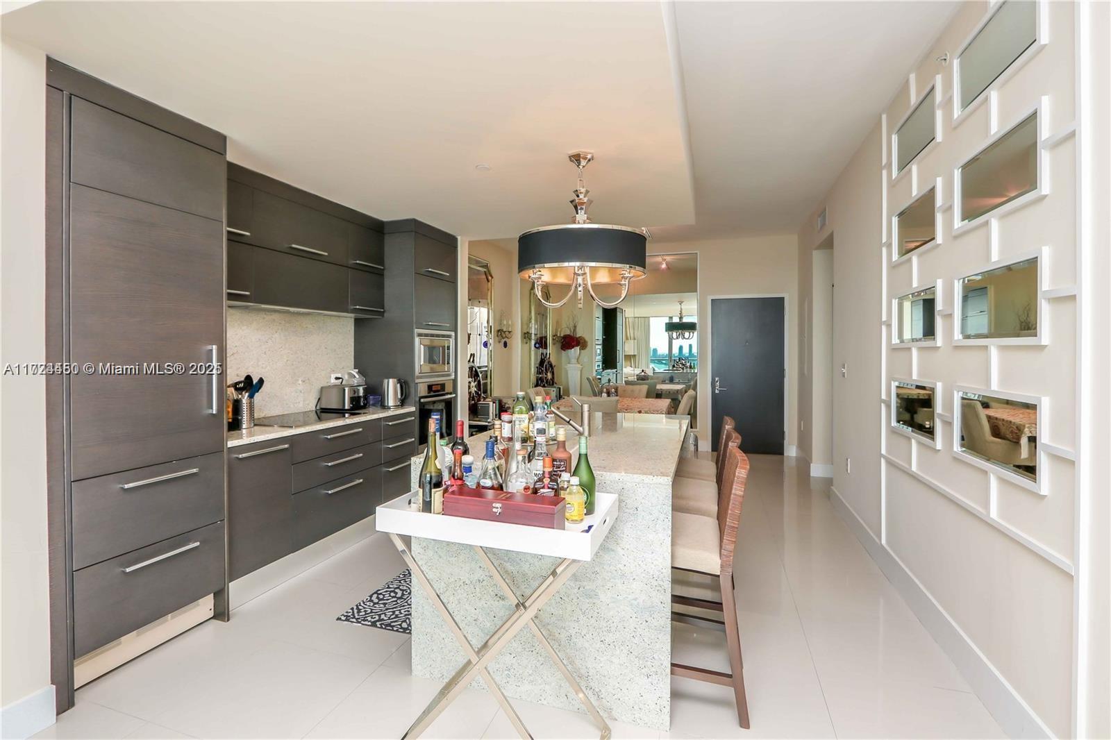 900 Biscayne Blvd # 2707