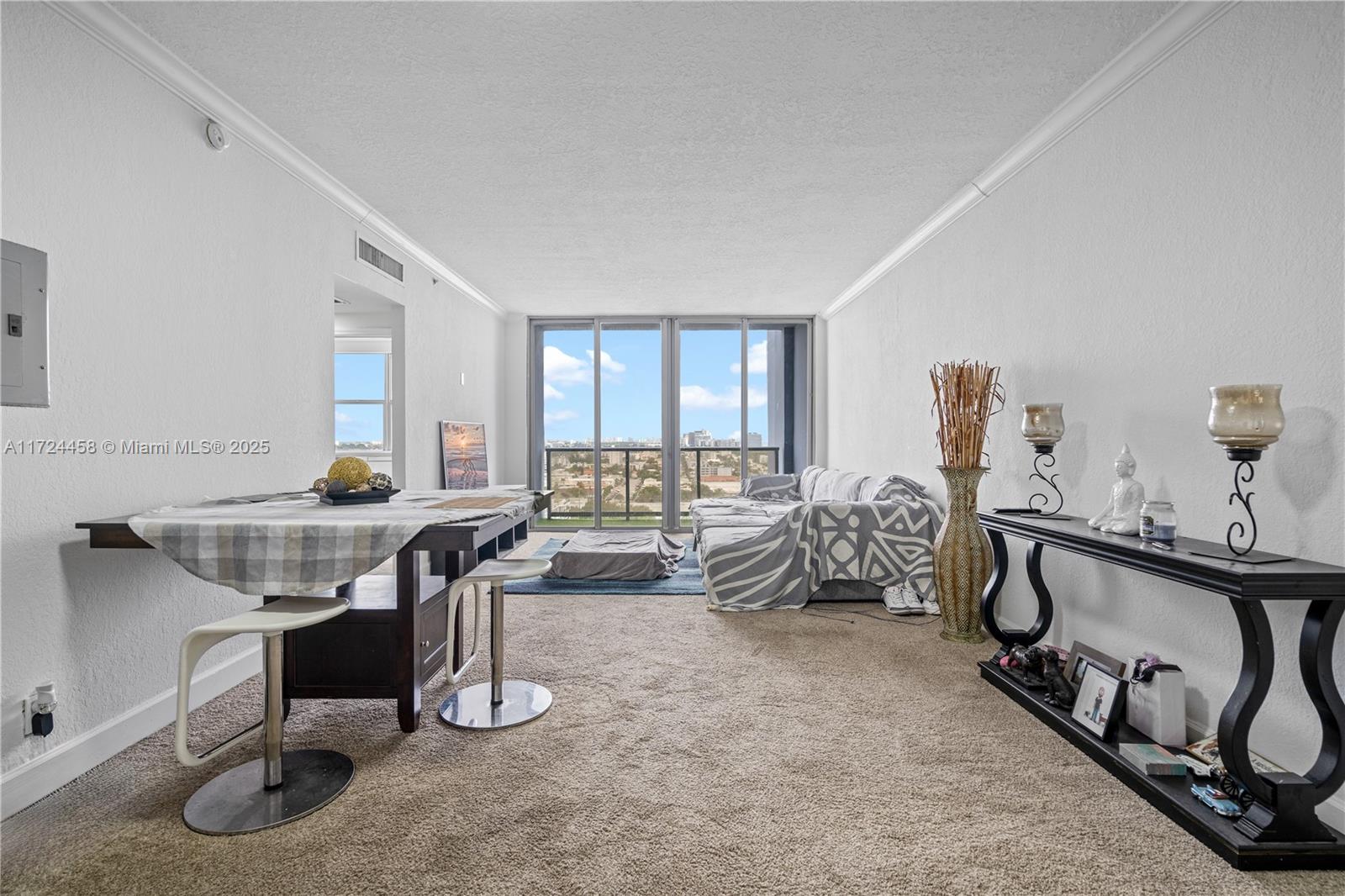 401 69th St Unit: PH109