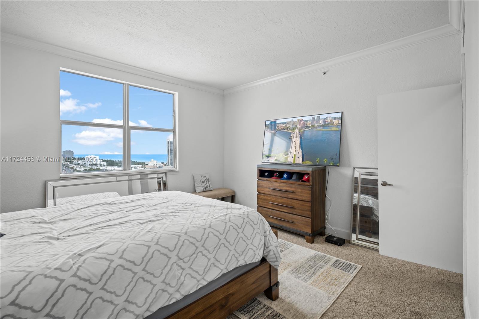 401 69th St Unit: PH109