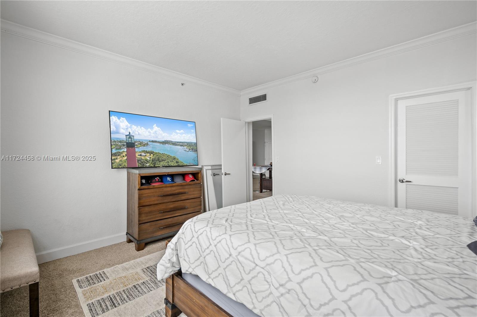 401 69th St Unit: PH109