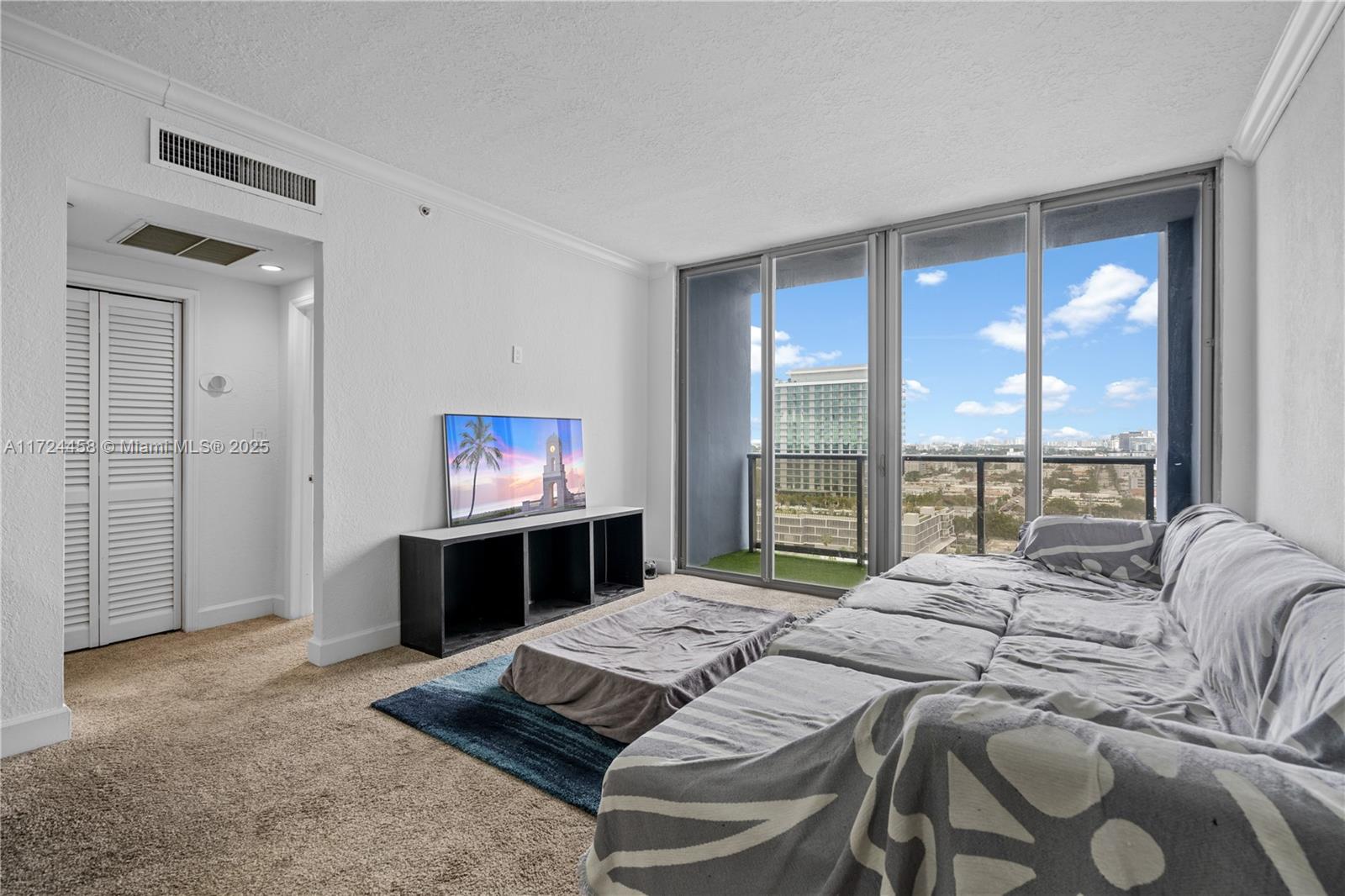 401 69th St Unit: PH109