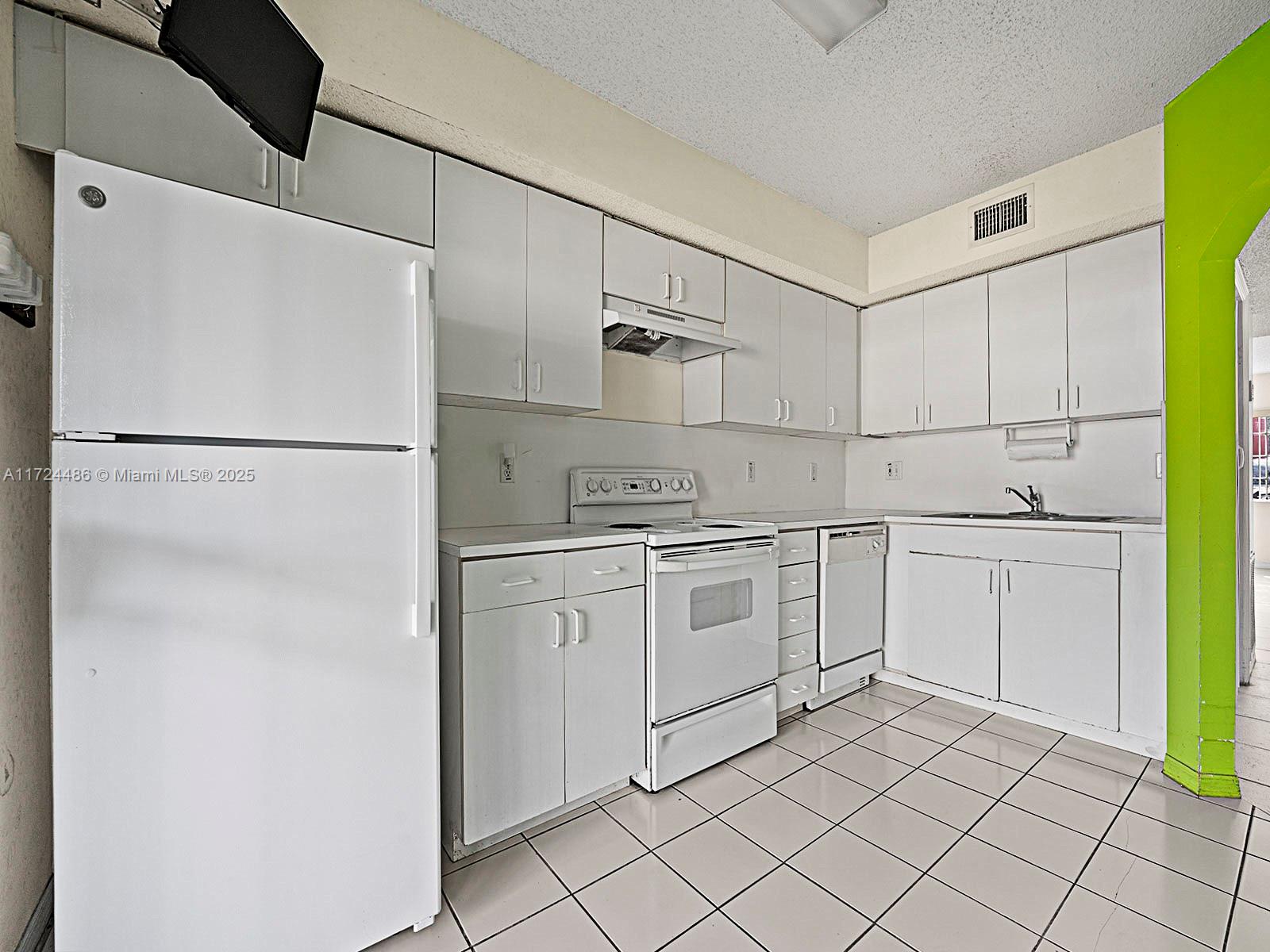 13350 SW 152nd St # 2803