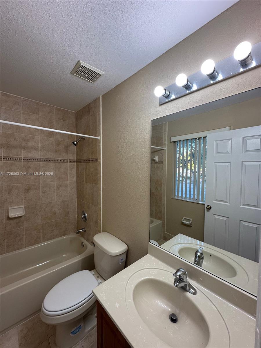 2913 SE 15th Rd # 64