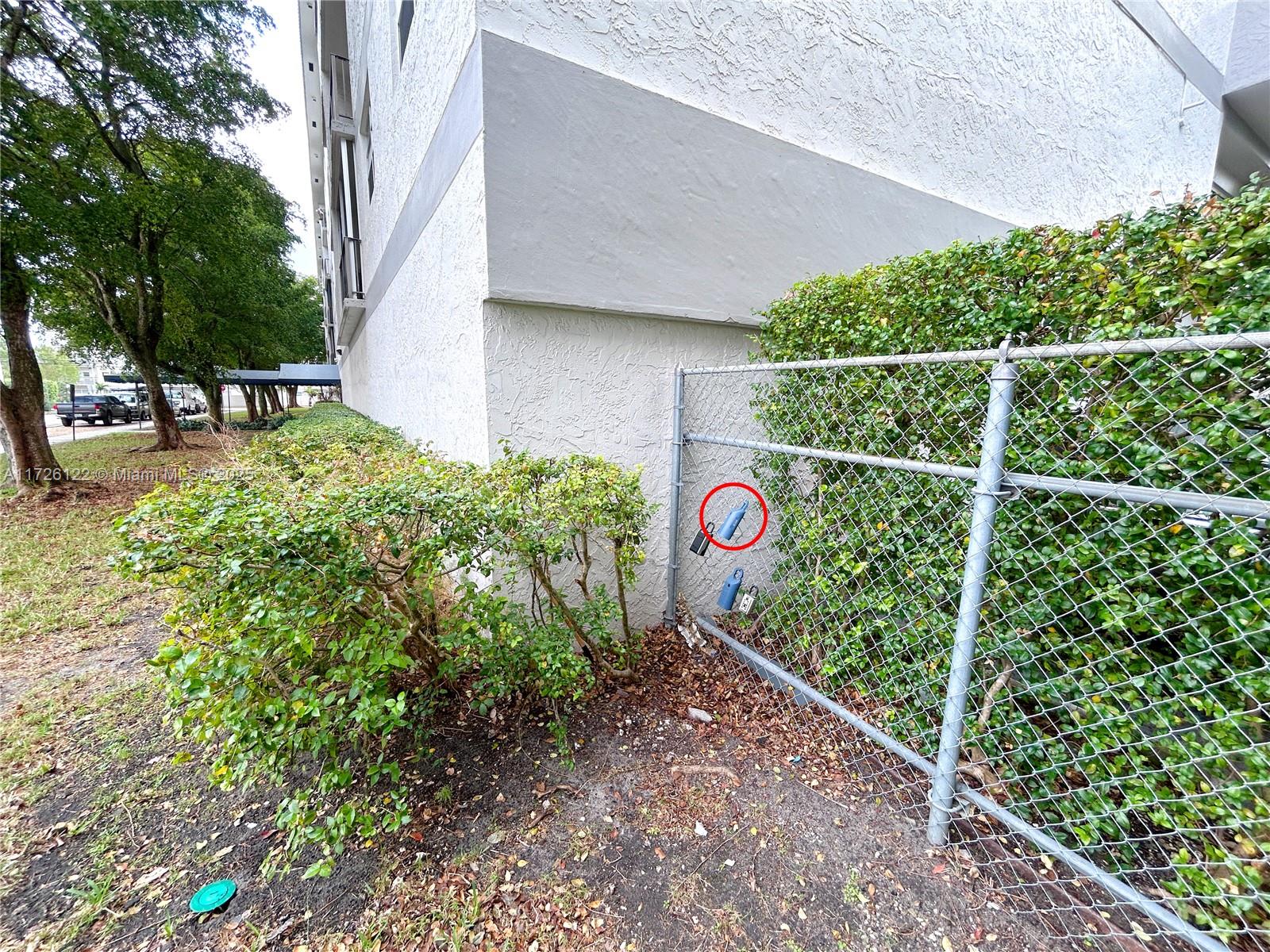 8950 NE 8th Ave # 204