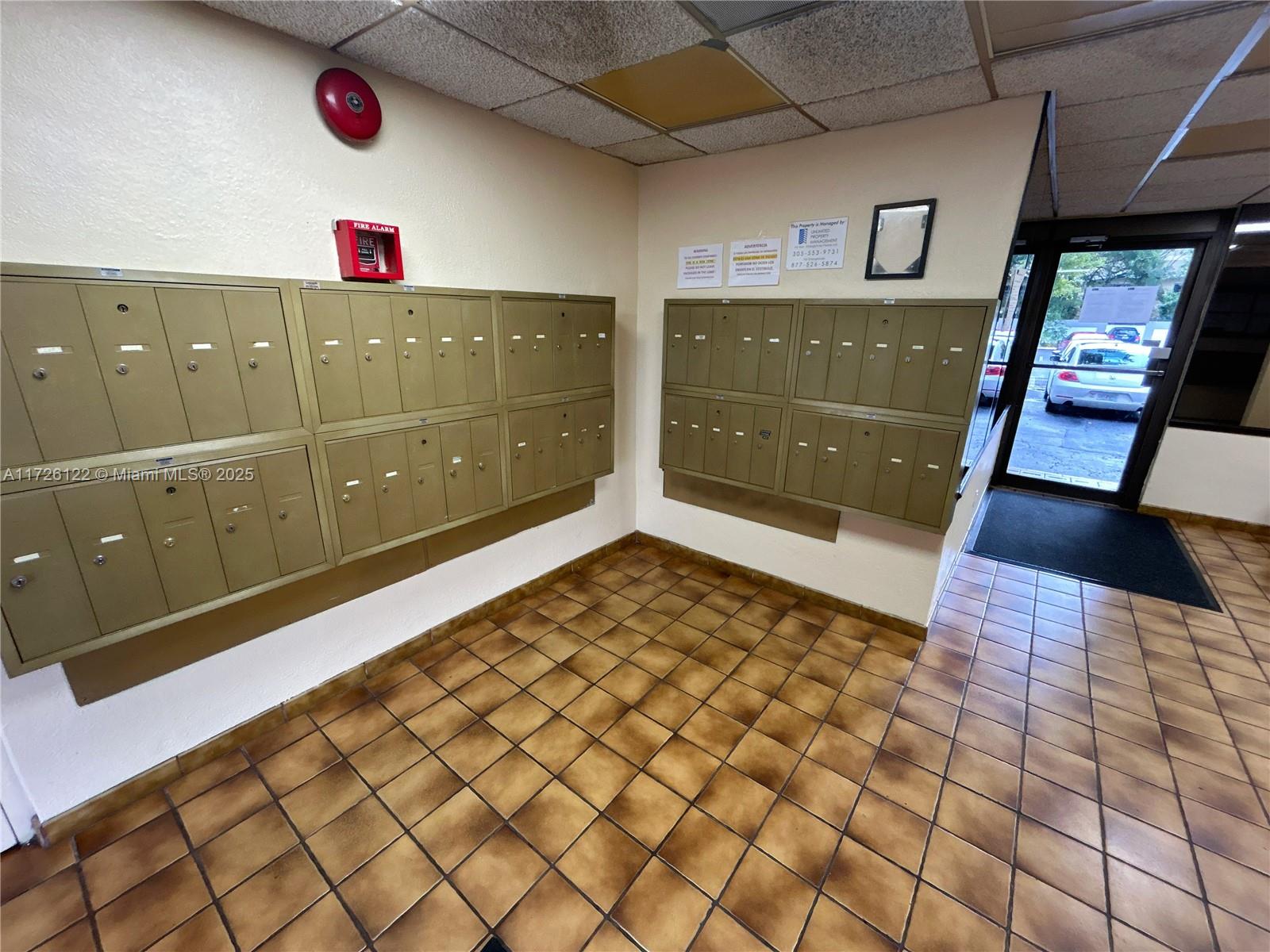 8950 NE 8th Ave # 204