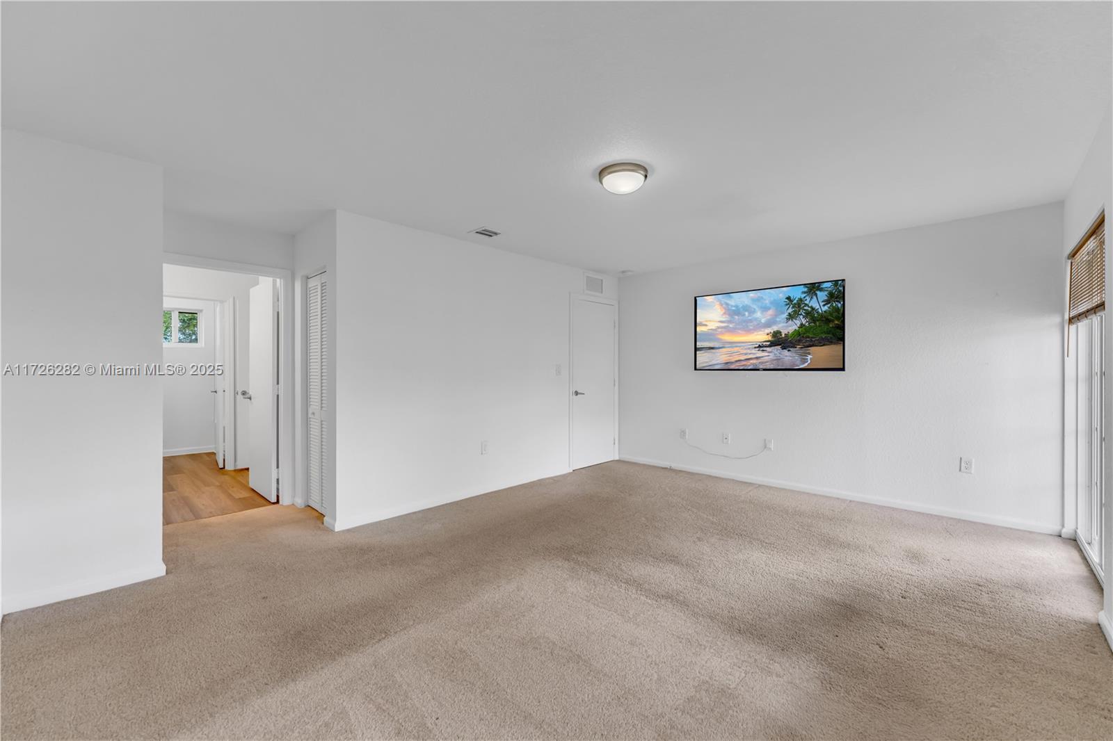 190 SW 3rd Ct # 1
