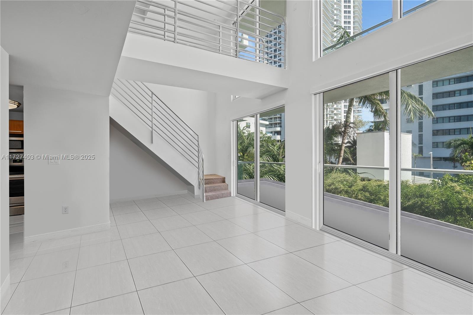 6362 Collins Ave # 315