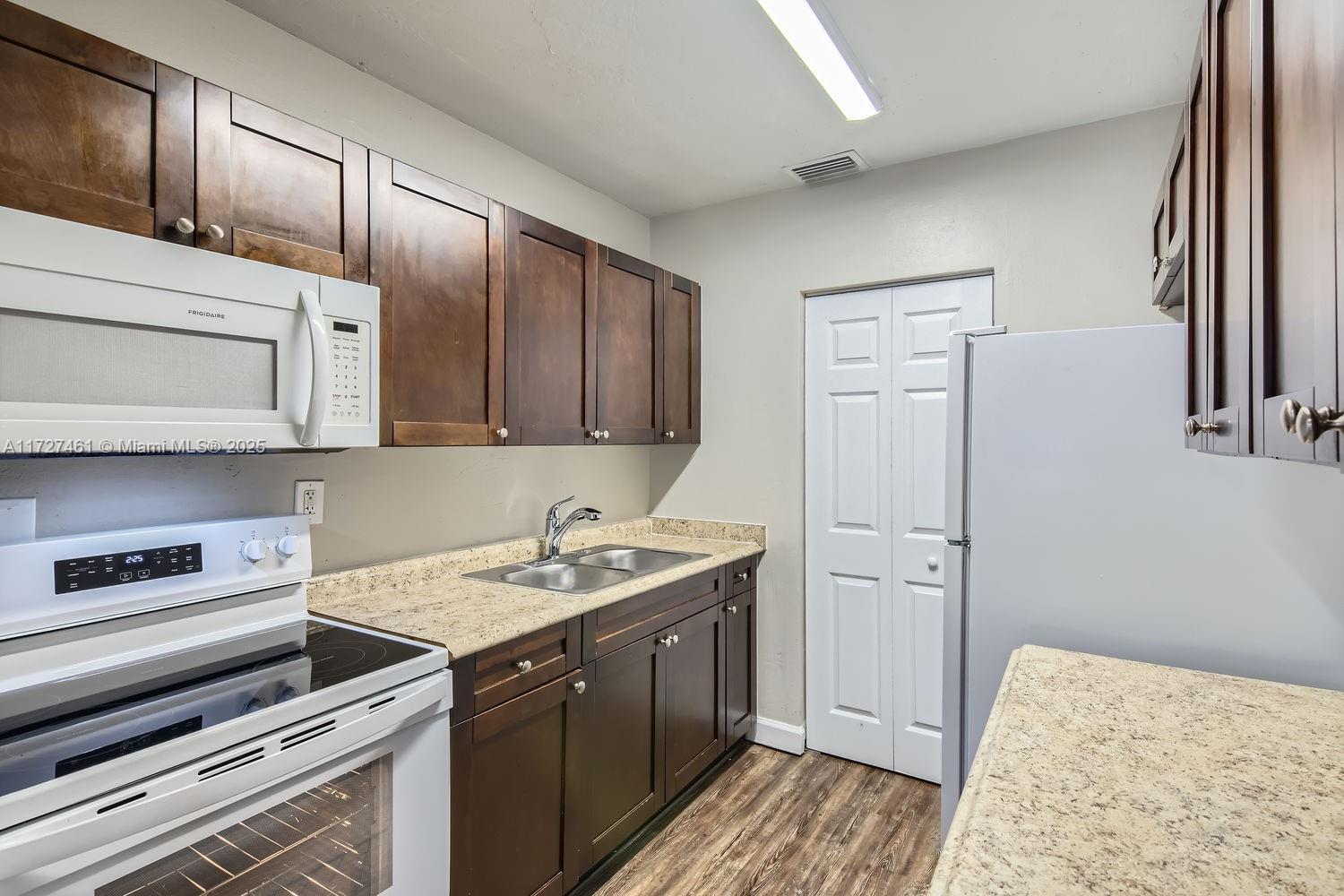 1110 NE 211th Ter