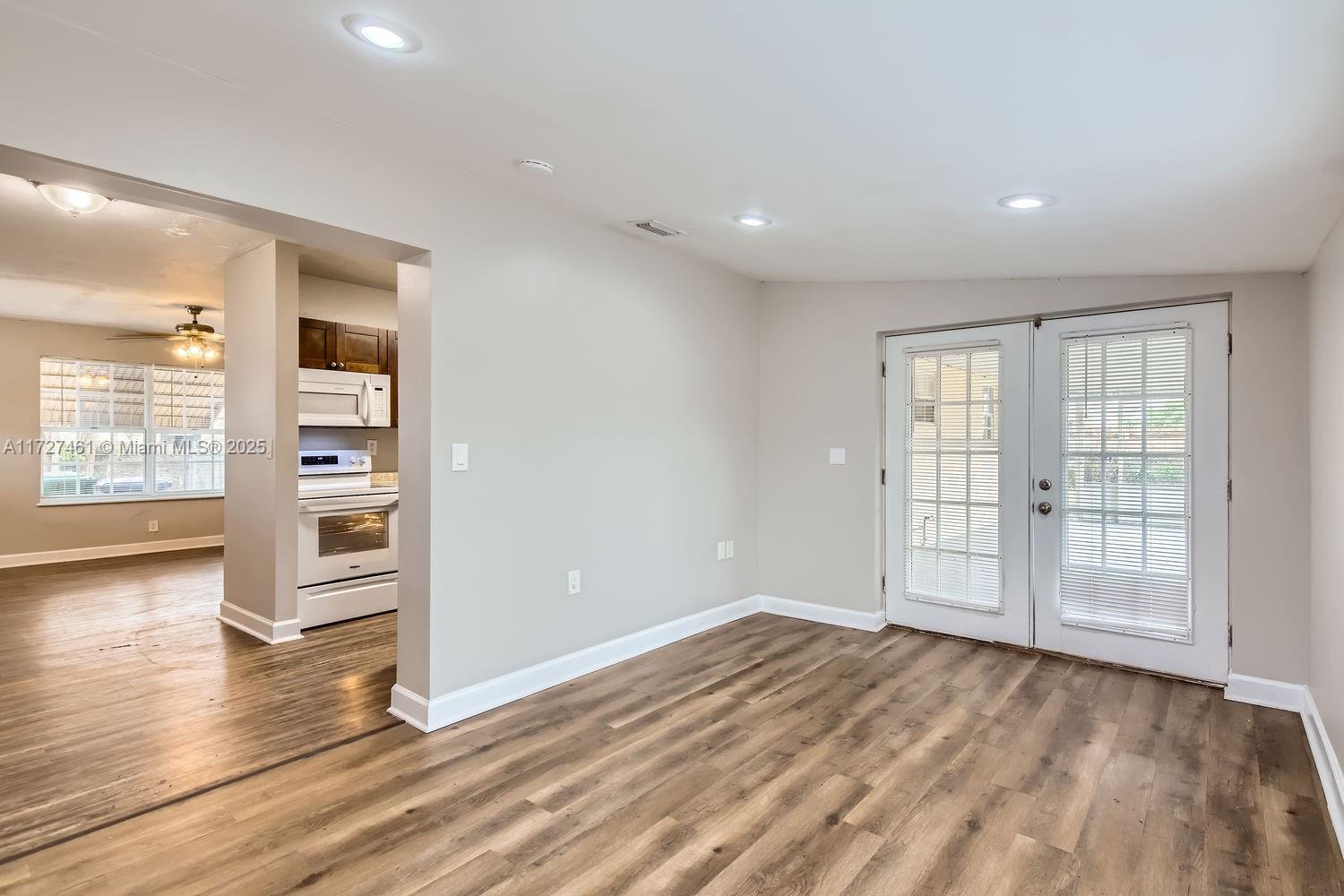 1110 NE 211th Ter