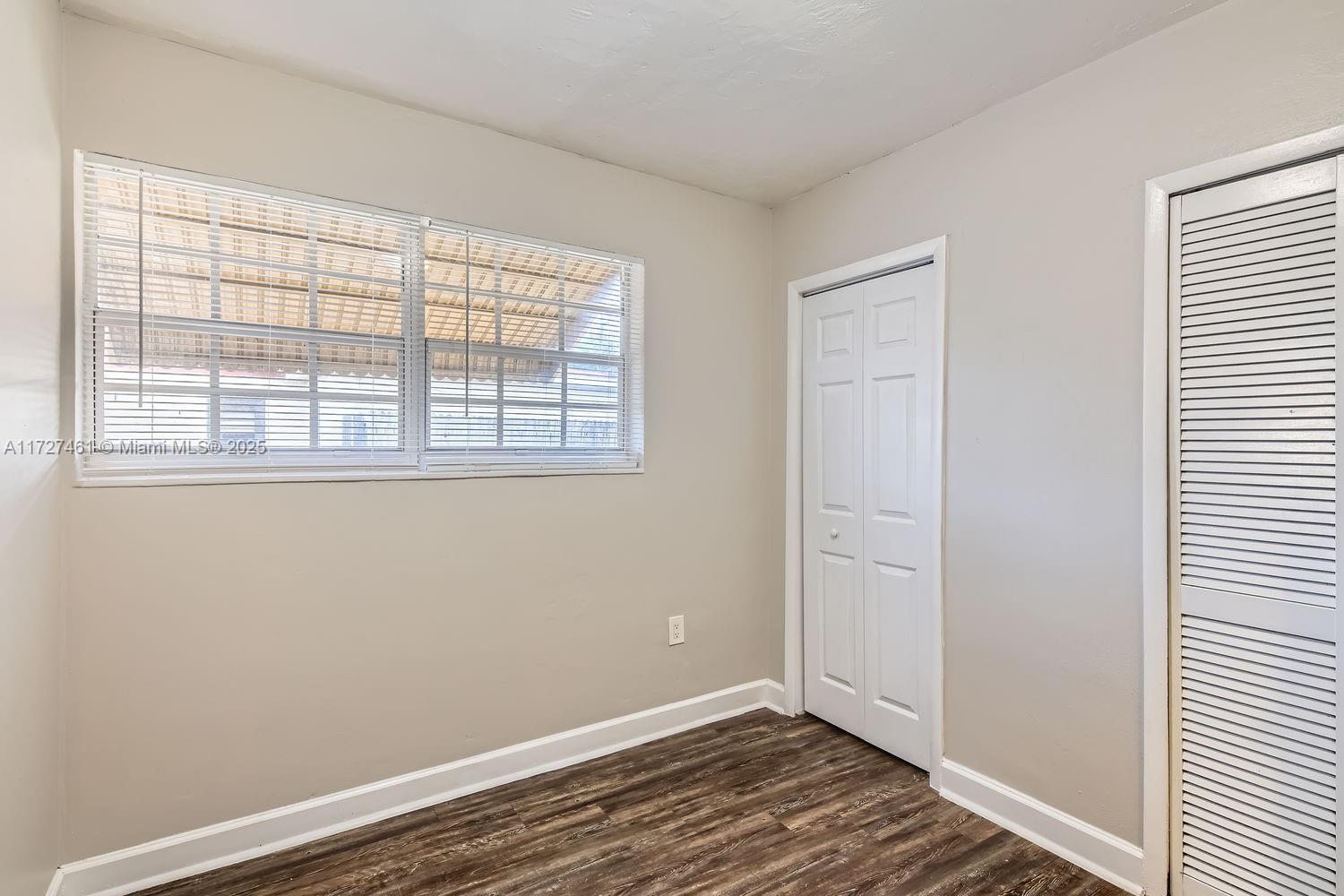 1110 NE 211th Ter