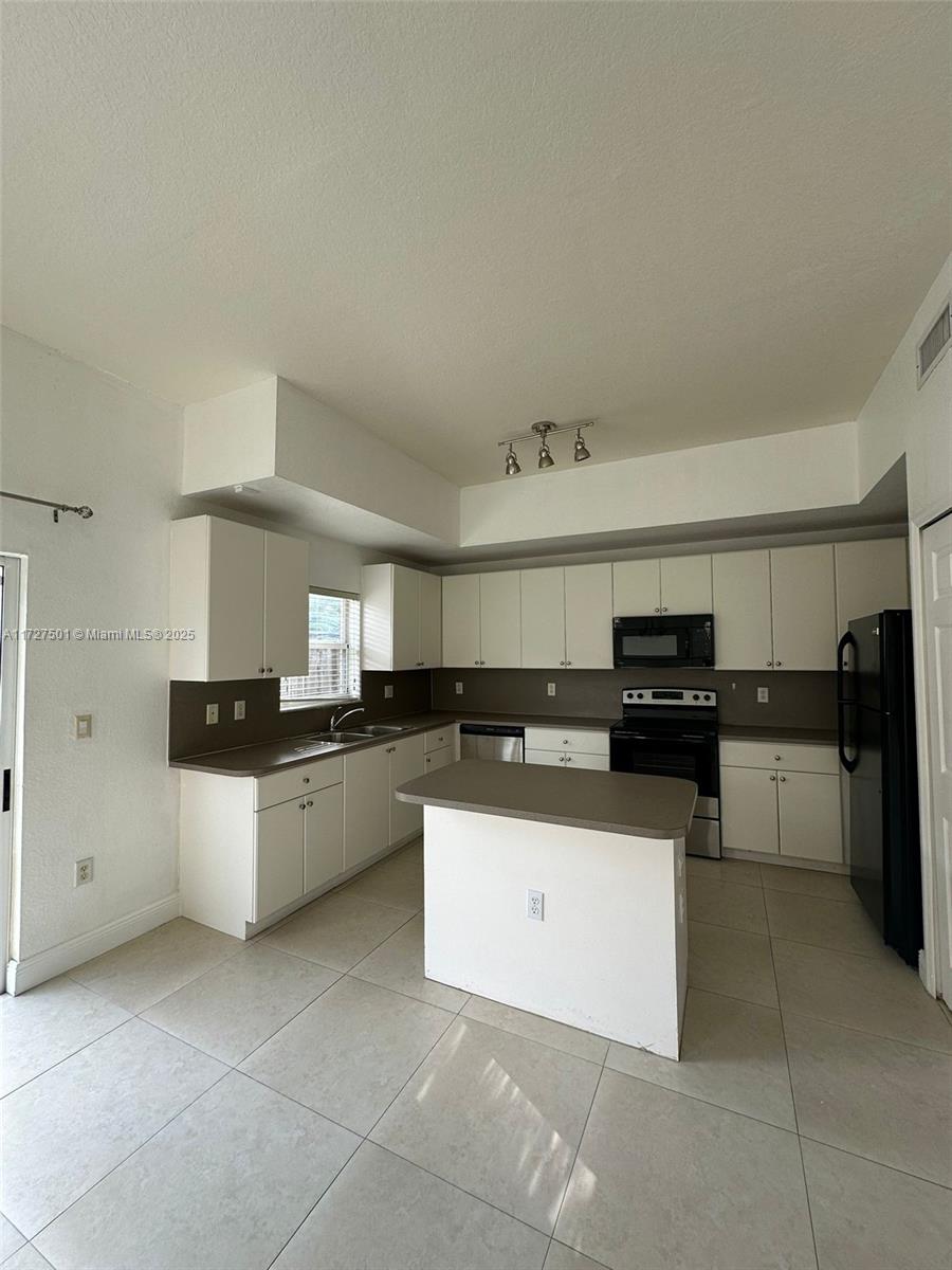 8928 SW 223rd Ter