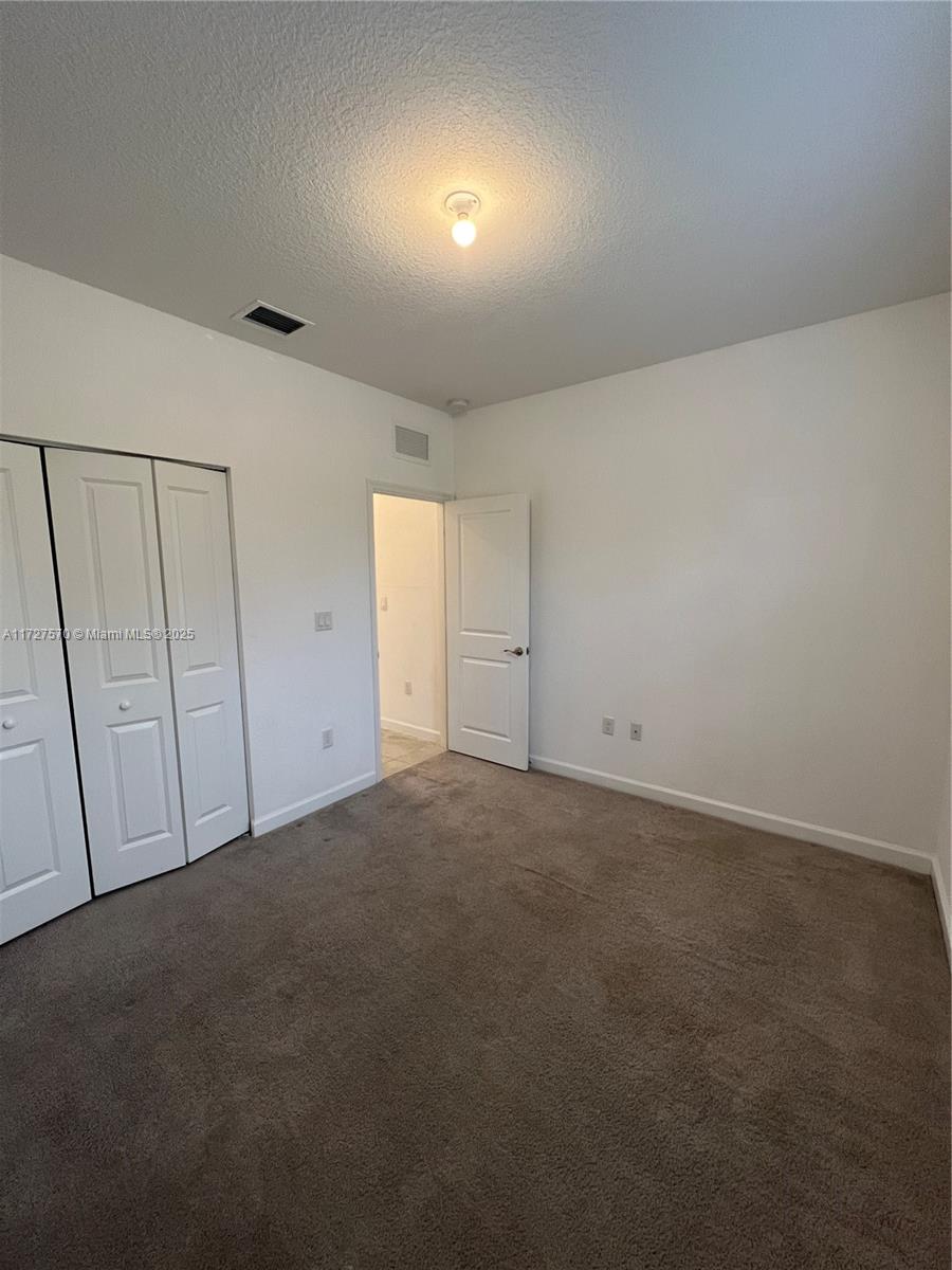 2552 SE 1st St # 2552