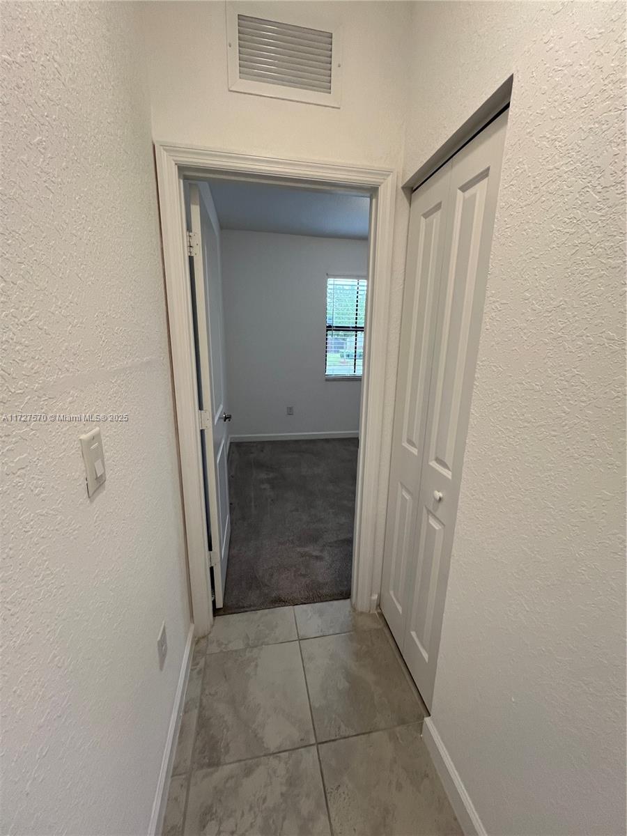 2552 SE 1st St # 2552