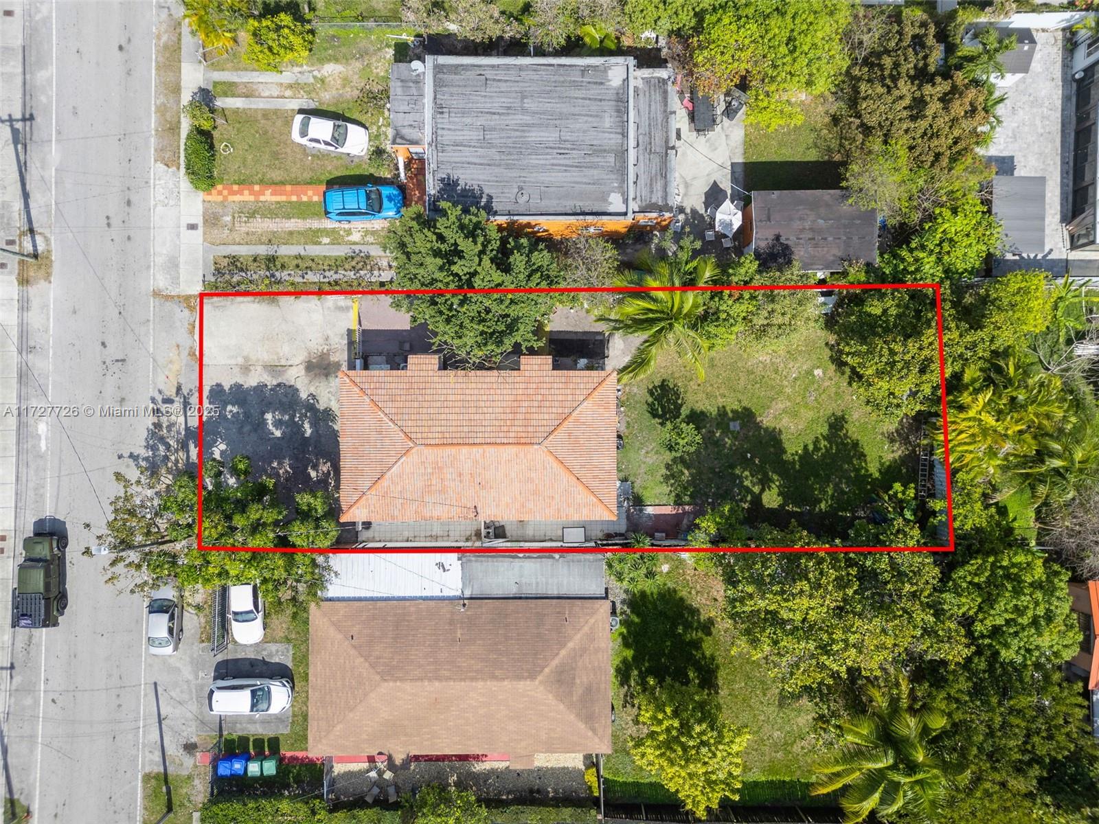 1011-1013 NW 25th Ave
