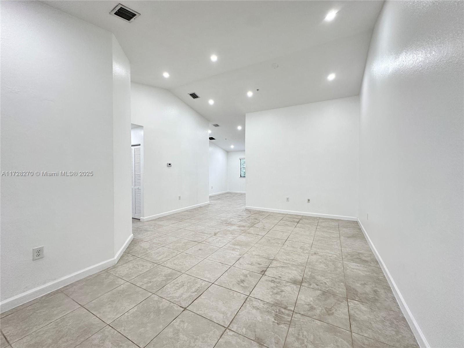 22301 SW 88th Pl # 3 Unit: 301-3