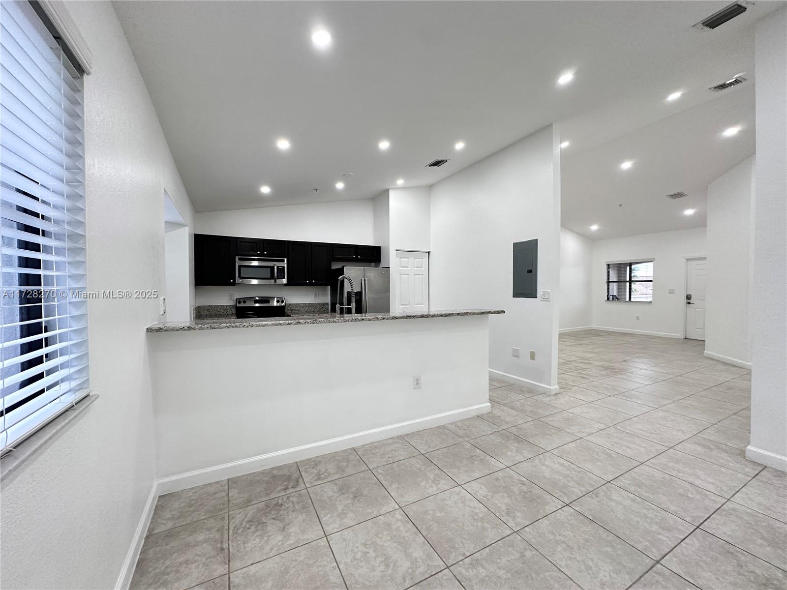 22301 SW 88th Pl # 3 Unit: 301-3