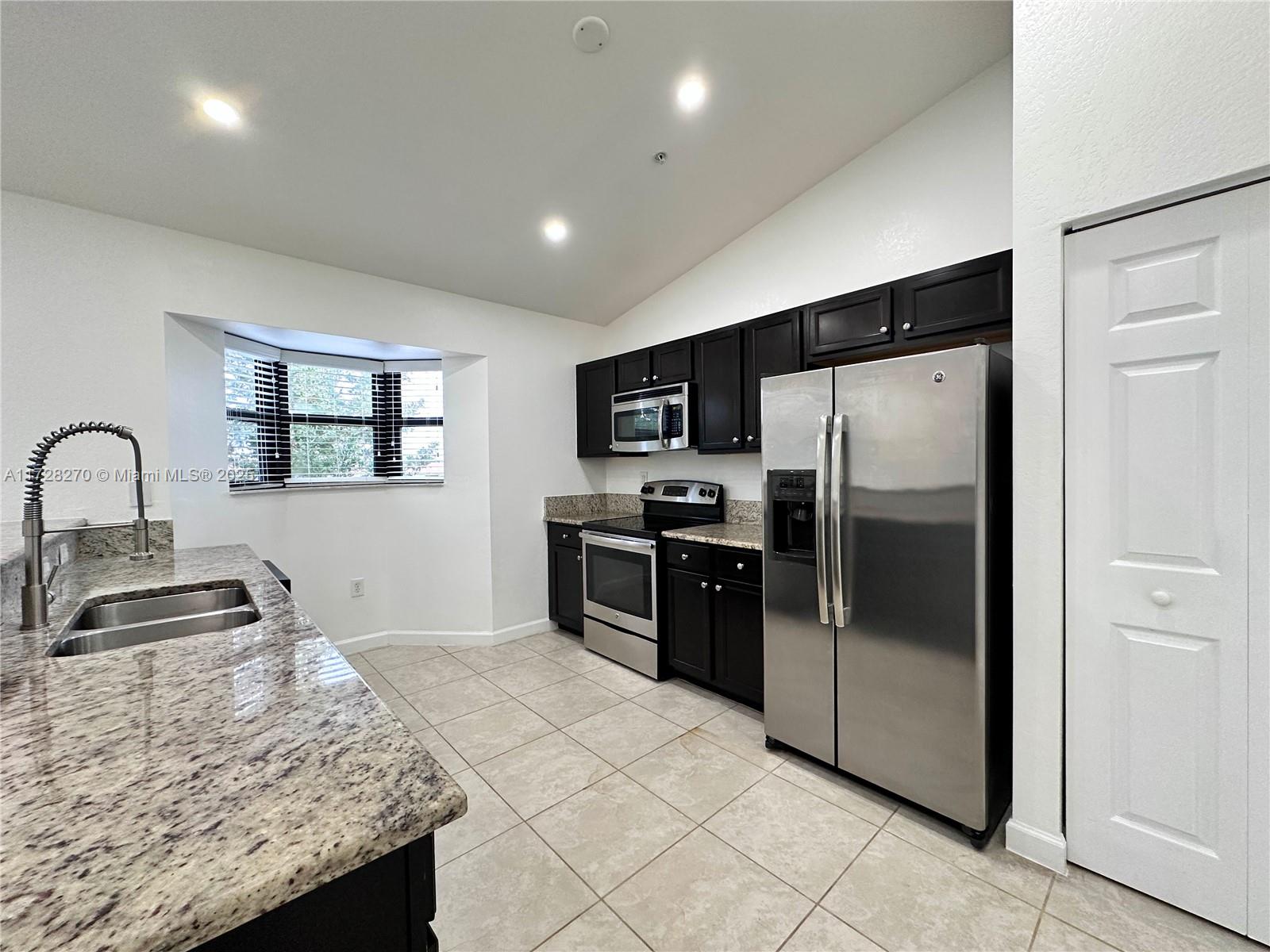 22301 SW 88th Pl # 3 Unit: 301-3