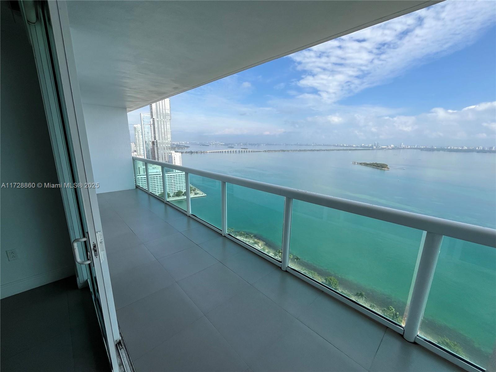 1800 N Bayshore Dr # 3505