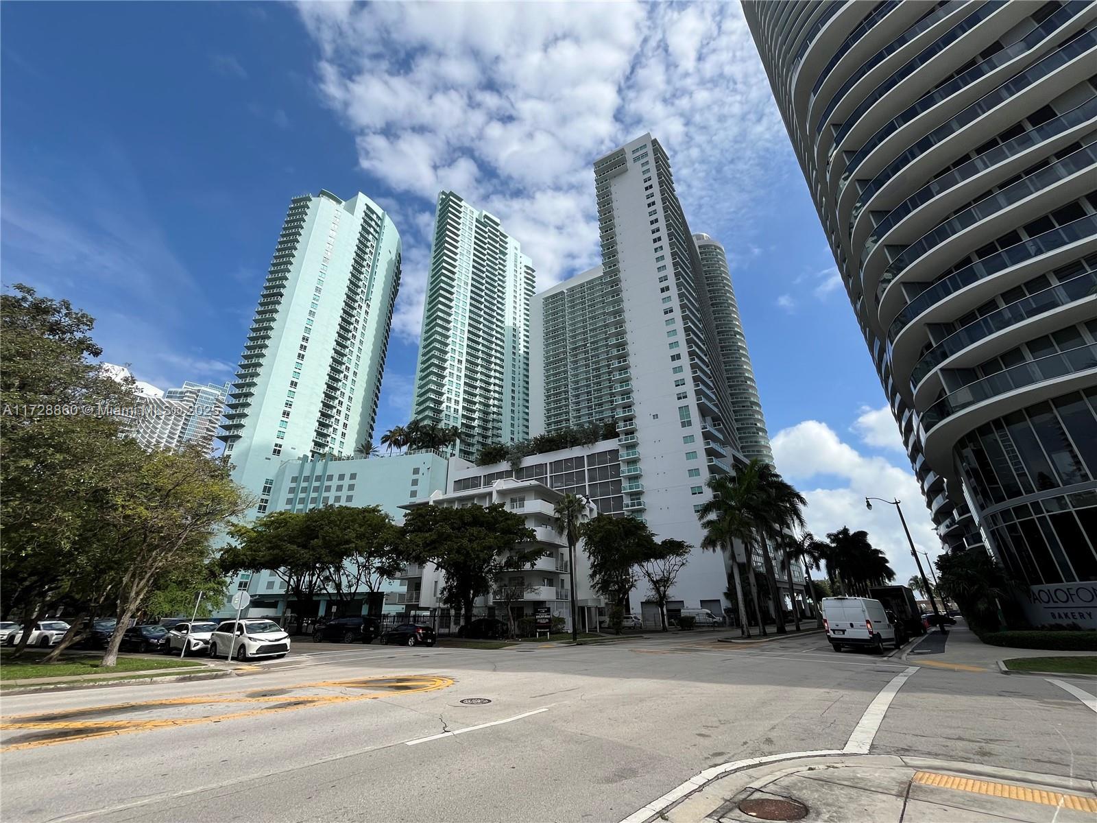 1800 N Bayshore Dr # 3505
