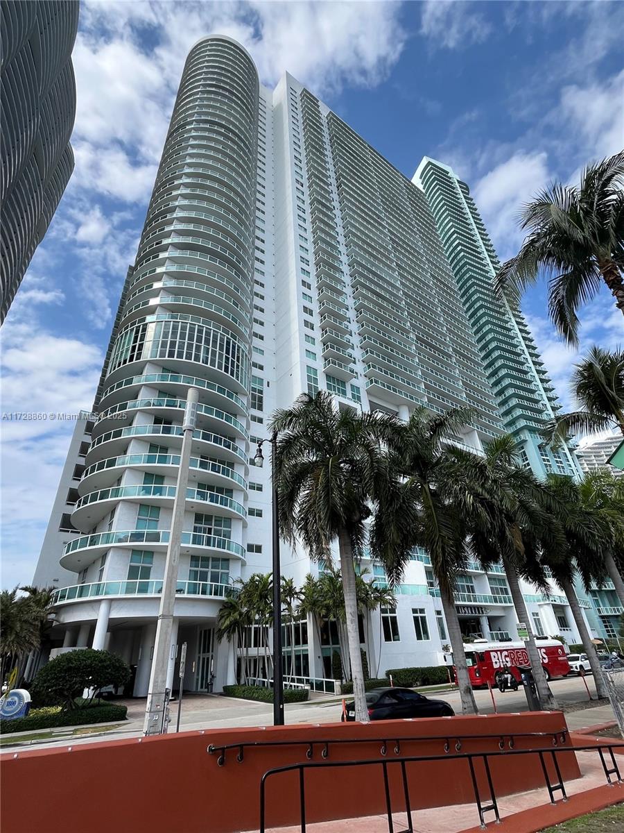1800 N Bayshore Dr # 3505