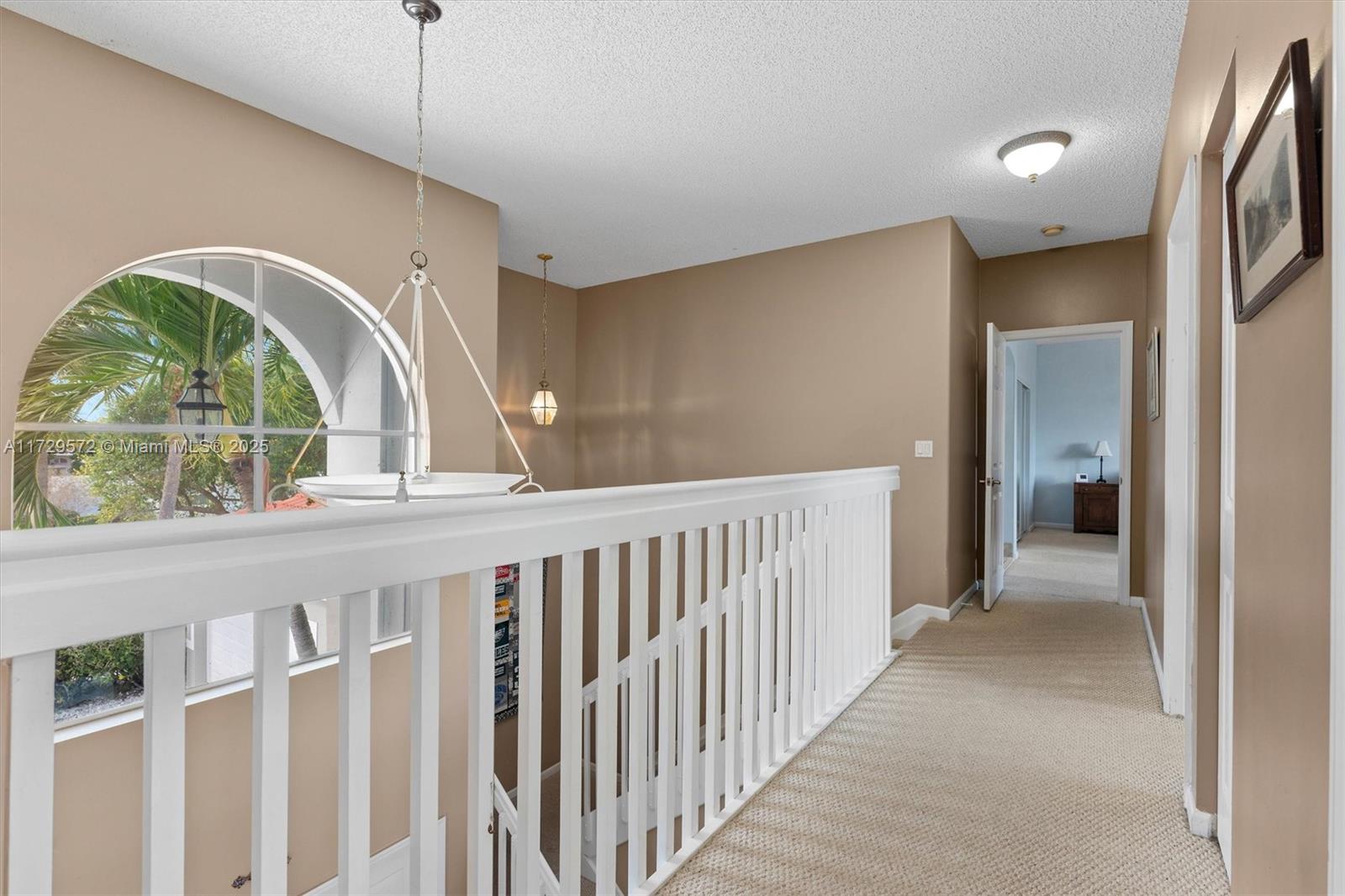 6423 Sand Hills Cir