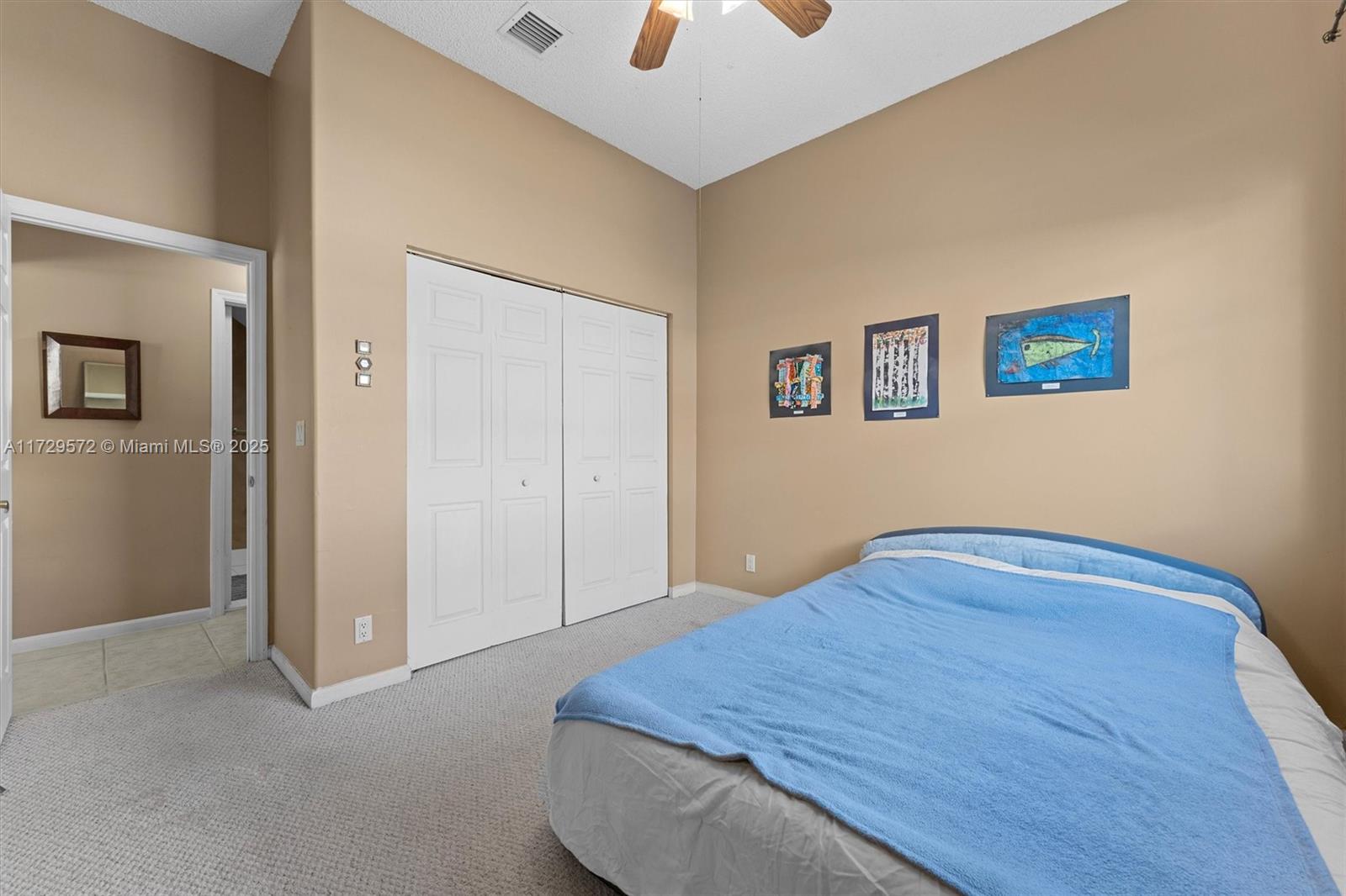 6423 Sand Hills Cir