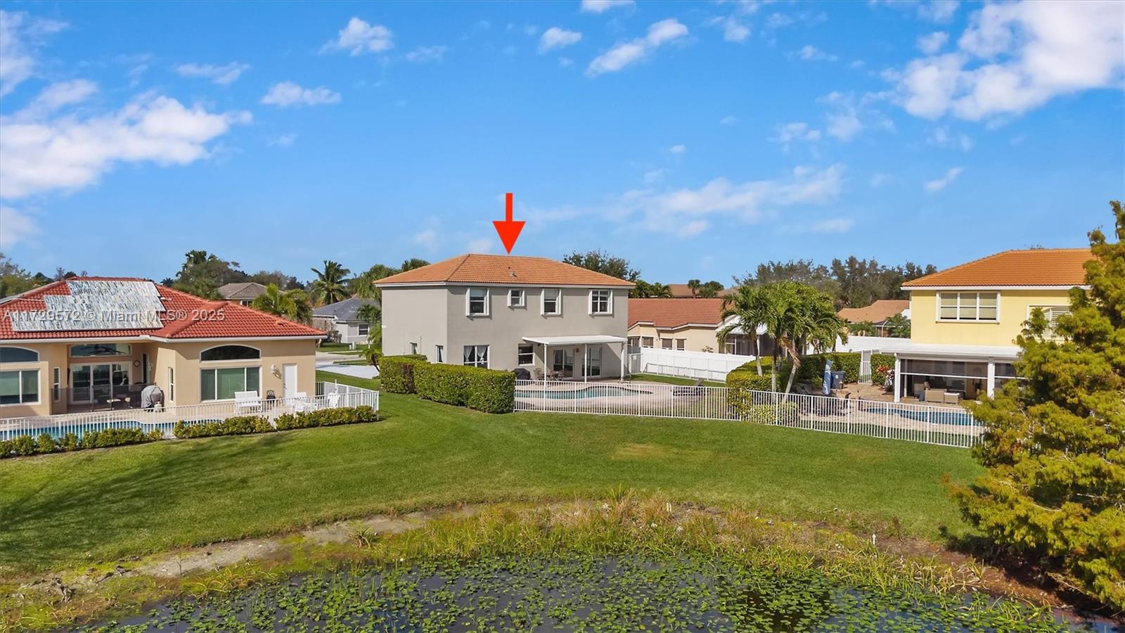 6423 Sand Hills Cir
