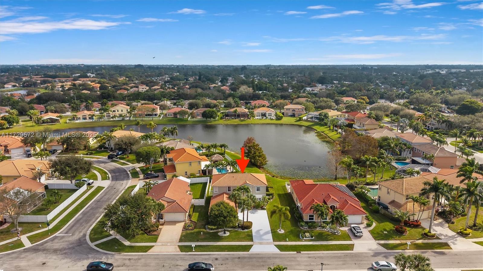 6423 Sand Hills Cir