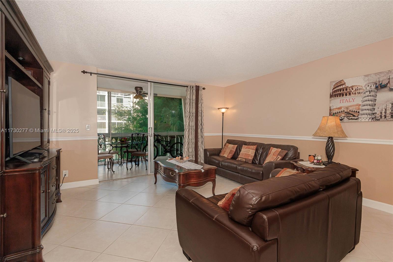 301 NE 14th Ave # 307