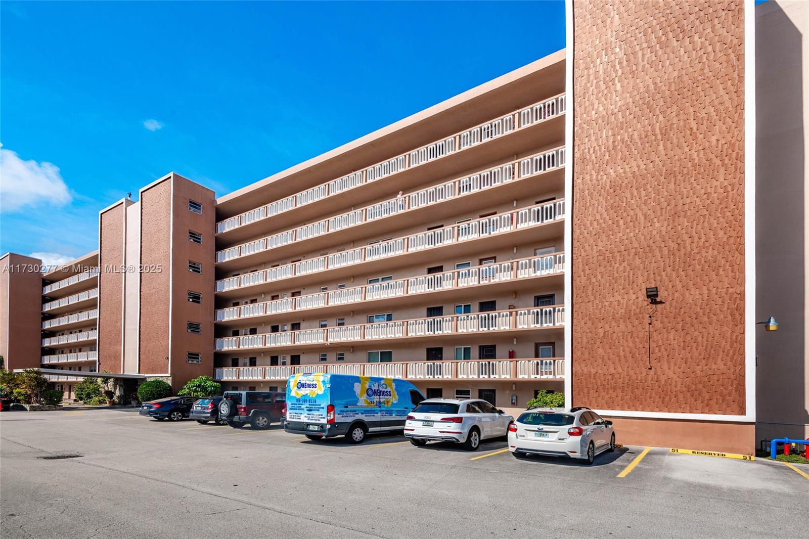 301 NE 14th Ave # 307