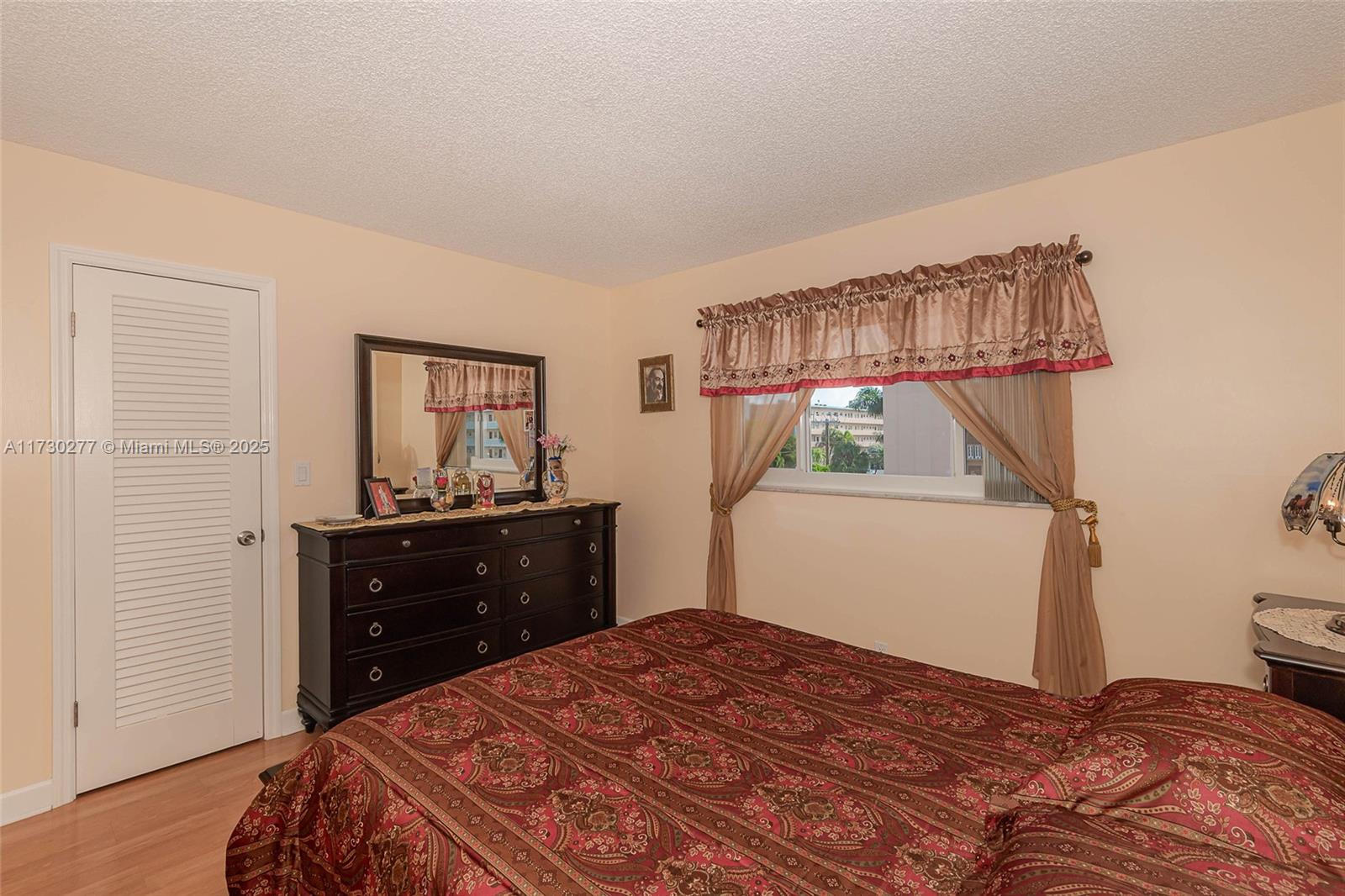 301 NE 14th Ave # 307