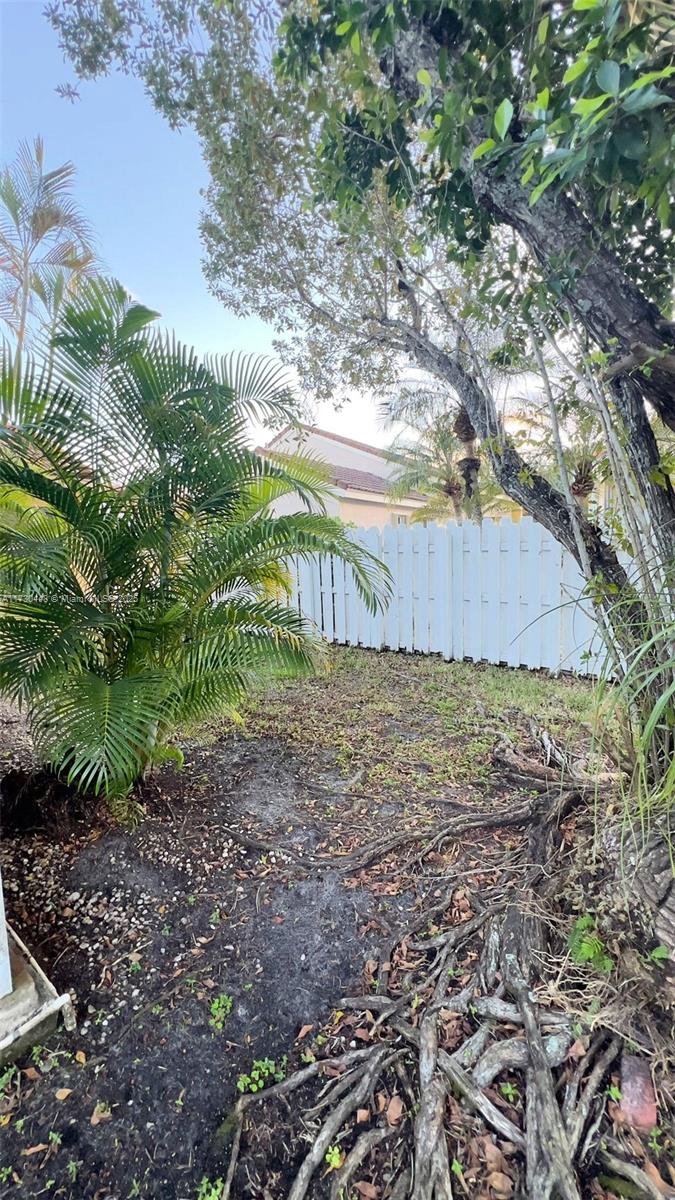 793 Chimney Rock Rd