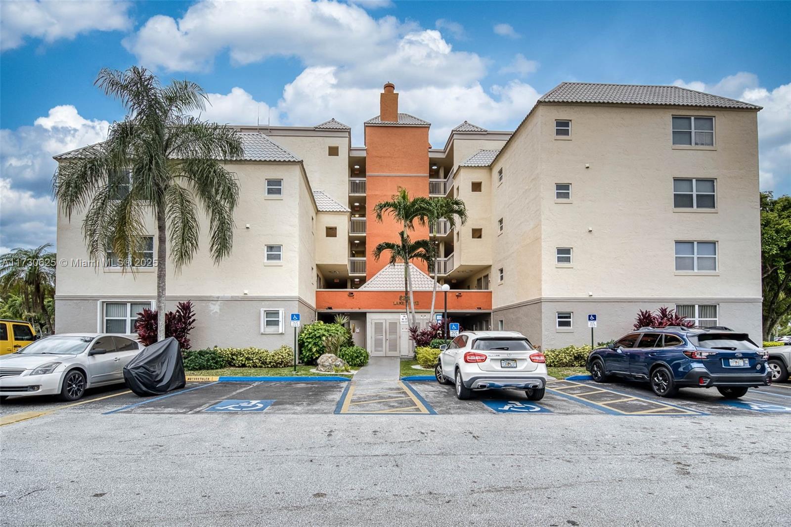8235 Lake Dr # 108