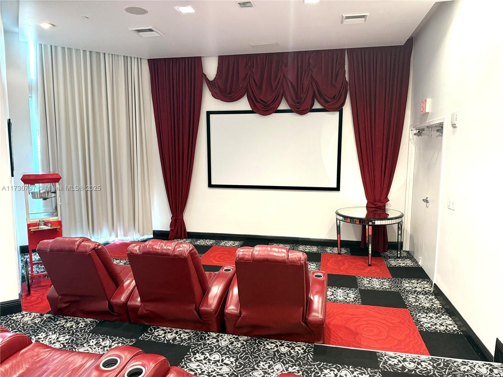 350 S Miami Ave Unit: 2710
