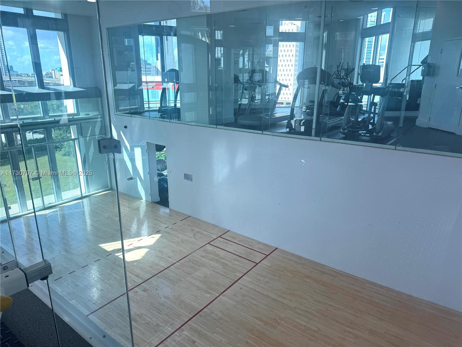 350 S Miami Ave Unit: 2710