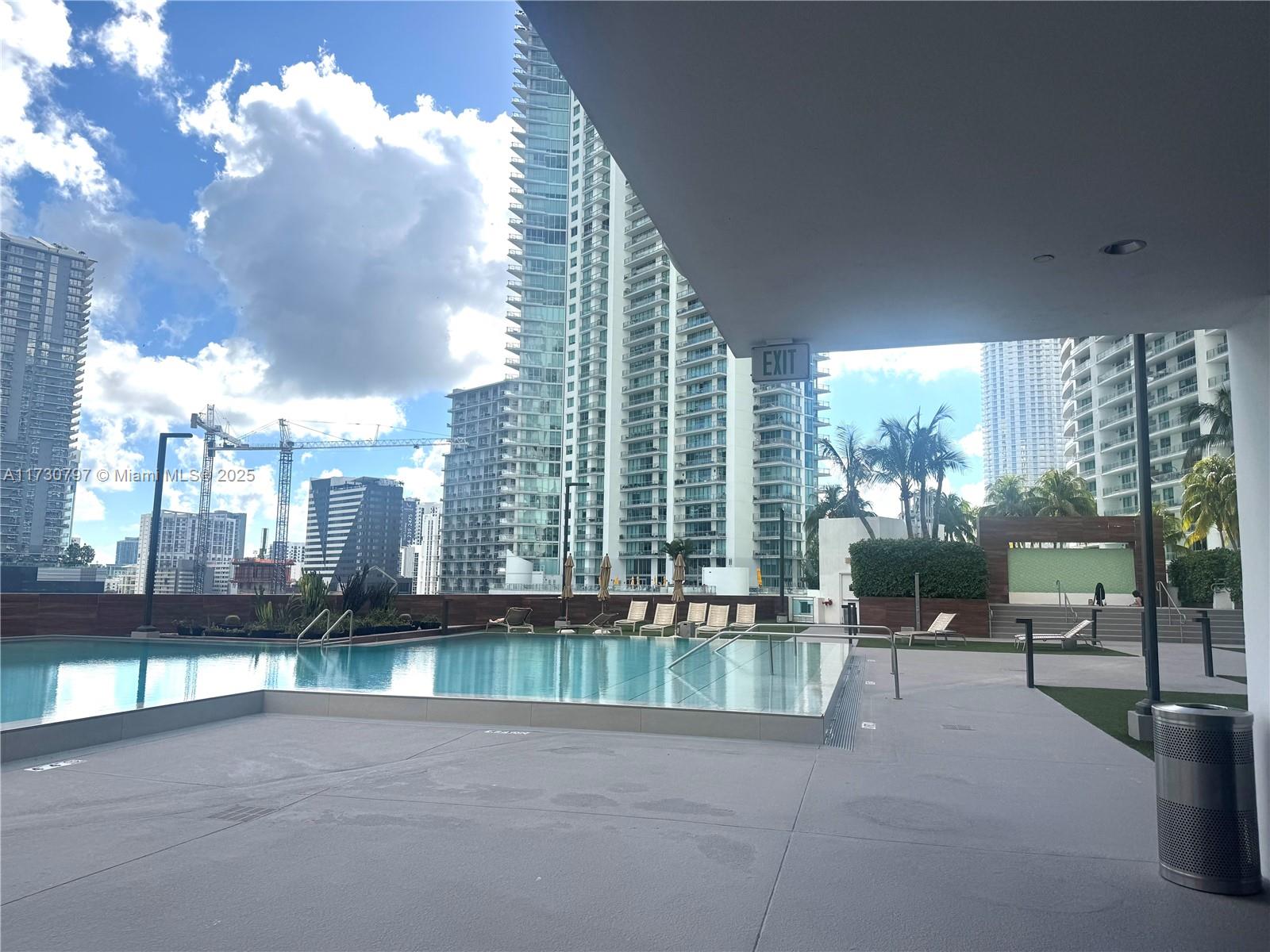 350 S Miami Ave Unit: 2710