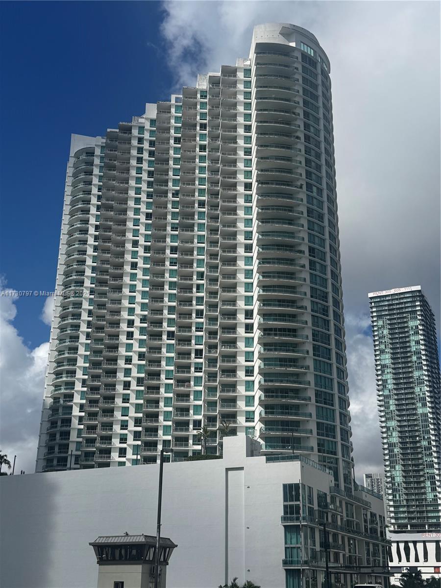 350 S Miami Ave Unit: 2710