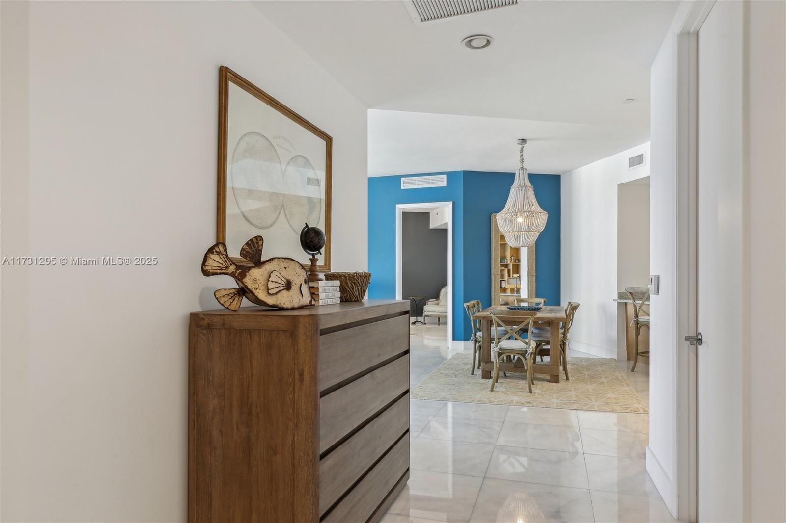 15811 Collins Ave # 1603