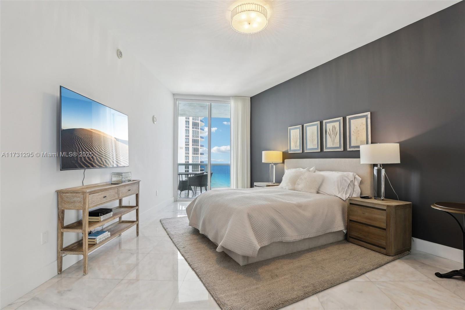 15811 Collins Ave # 1603