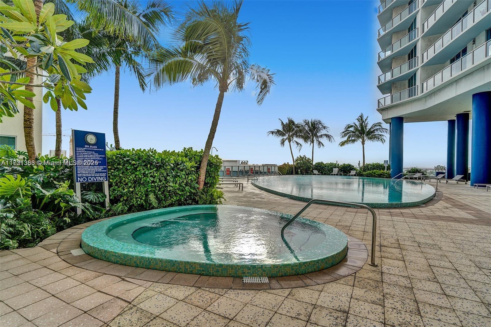 185 SW 7th St # 3503